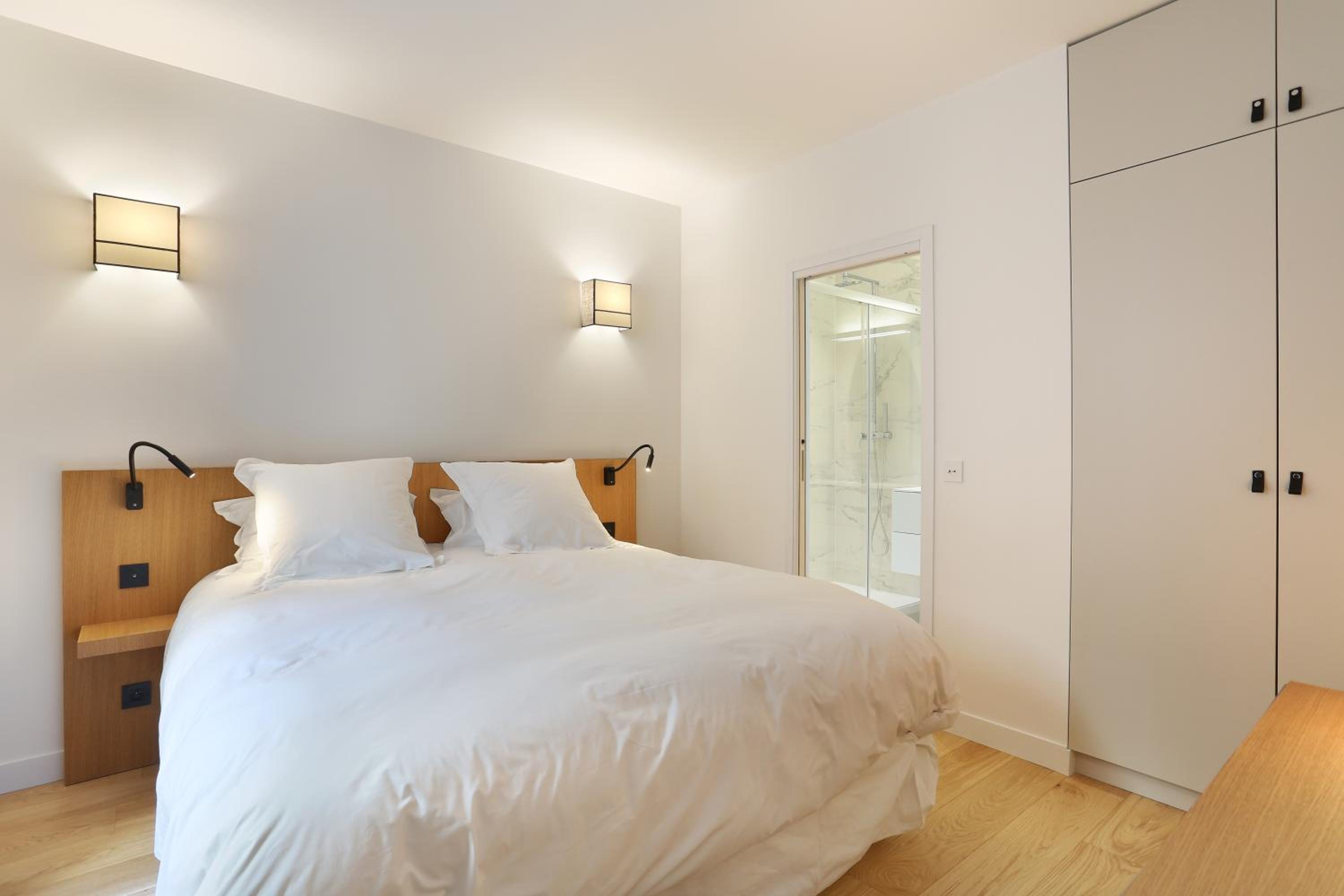 Pick A Flat's Apartment in Saint Germain - Rue Corneille