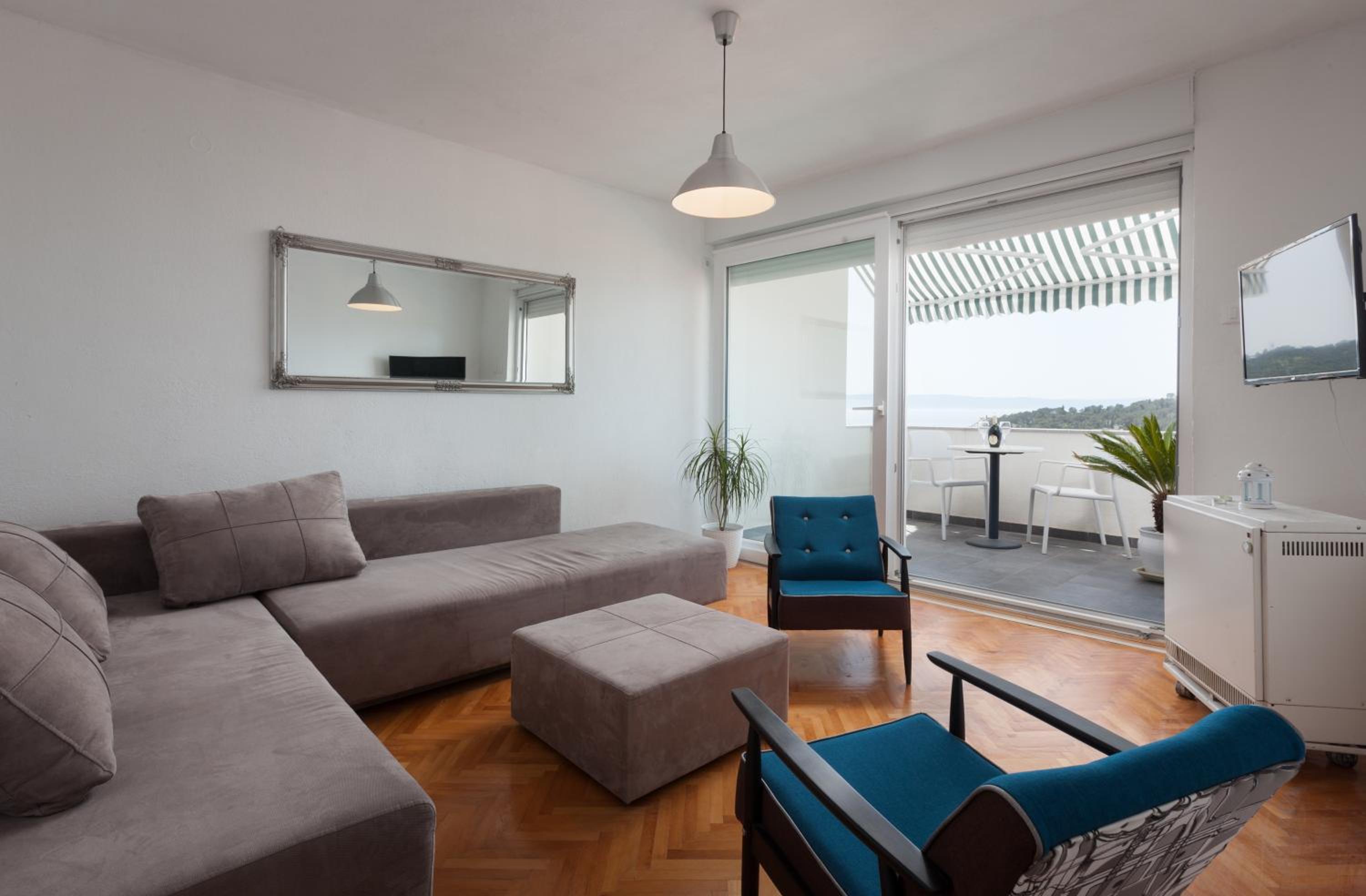 Apartment Zara view 2