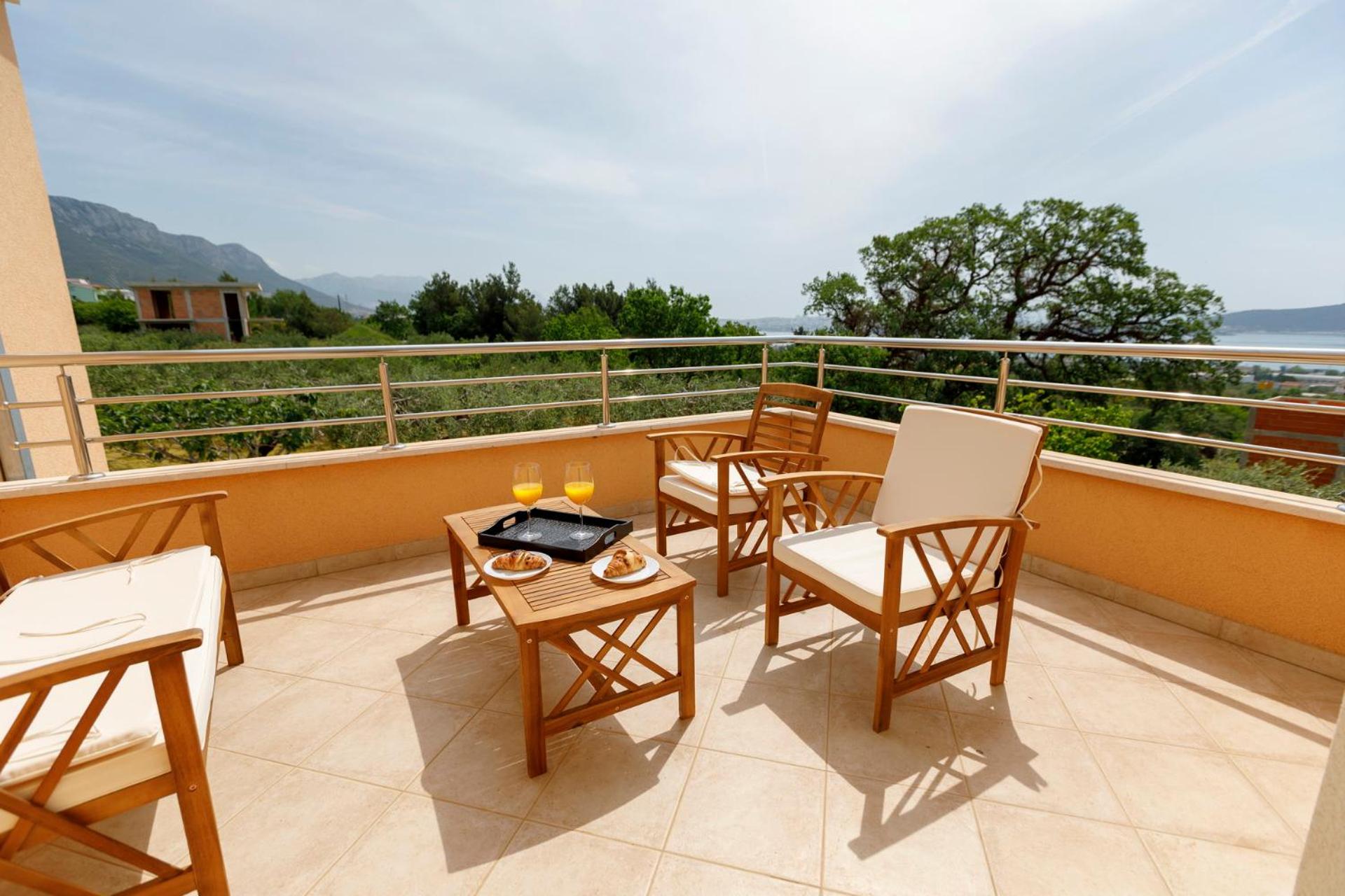 Luxury Villa Castrum view 2