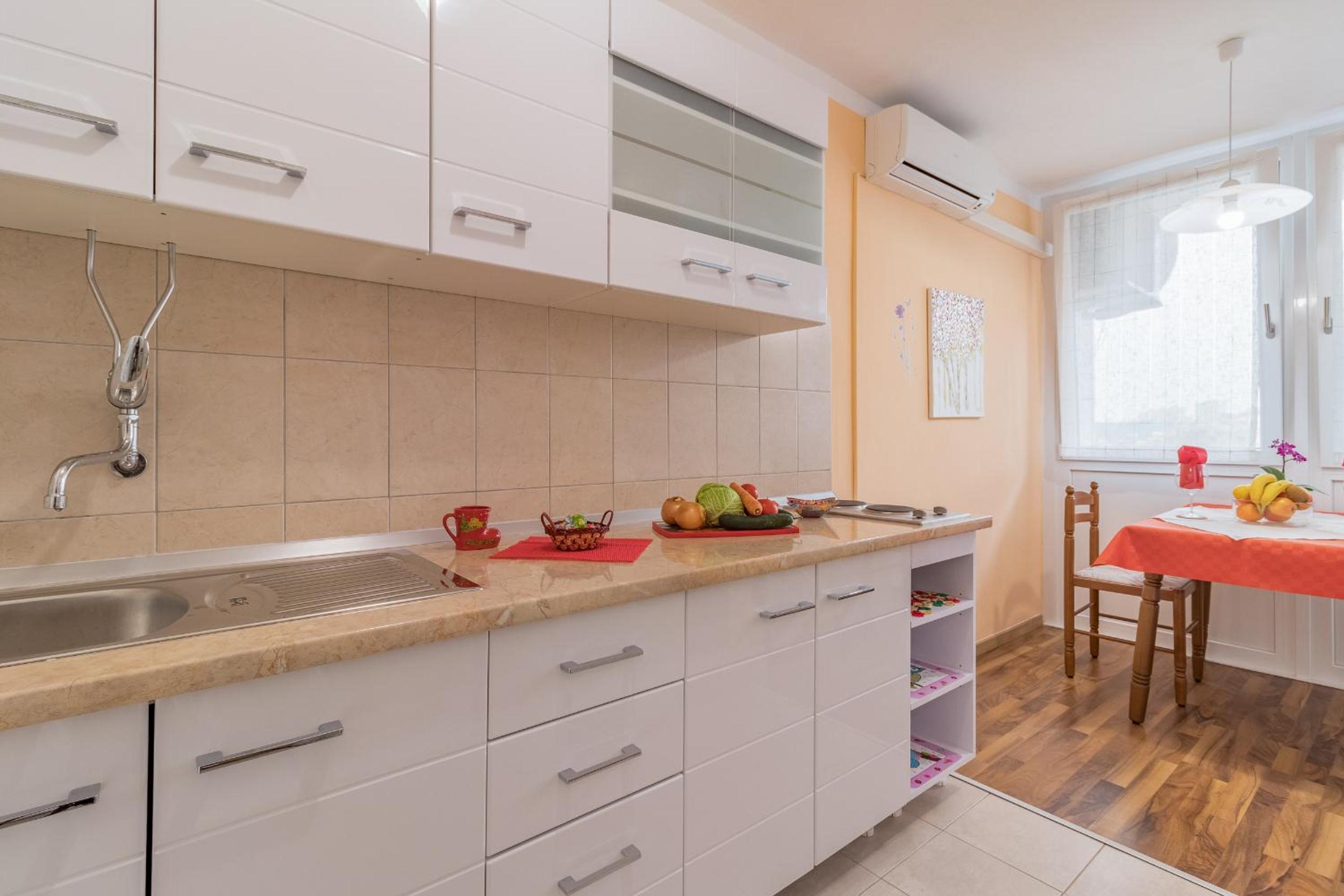 Cosy apartment Zupanic view 5