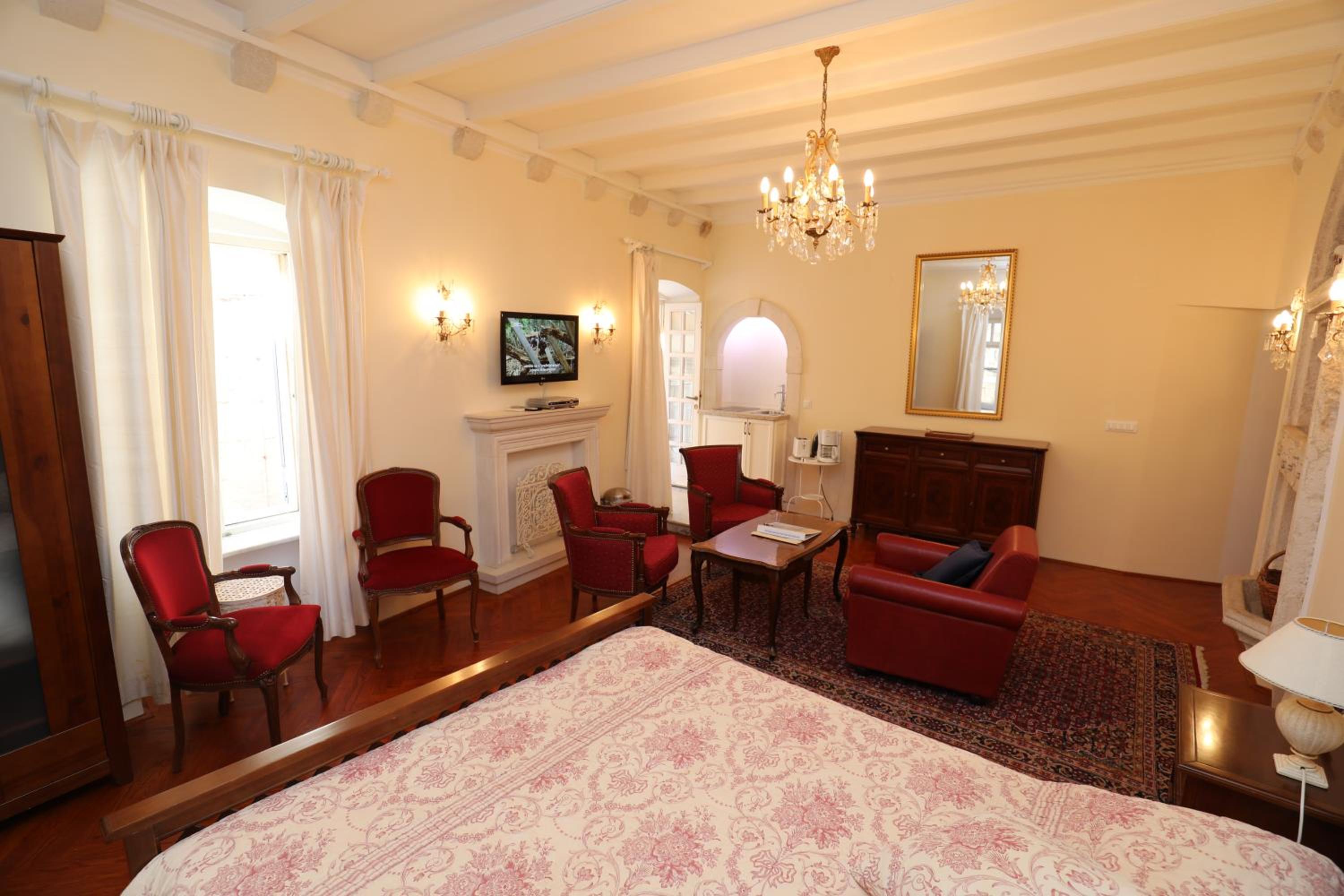 Antunini Studio Apartment