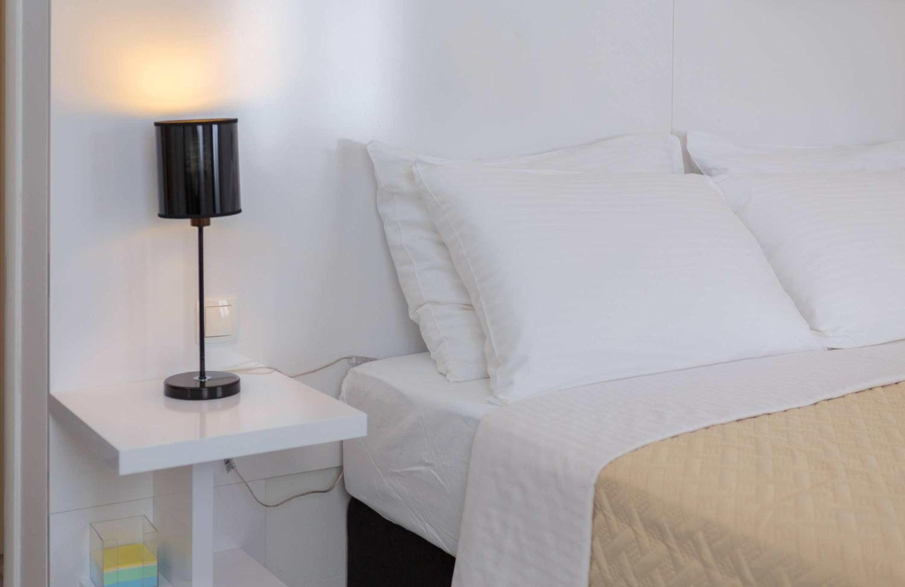PLR Luxury Rooms