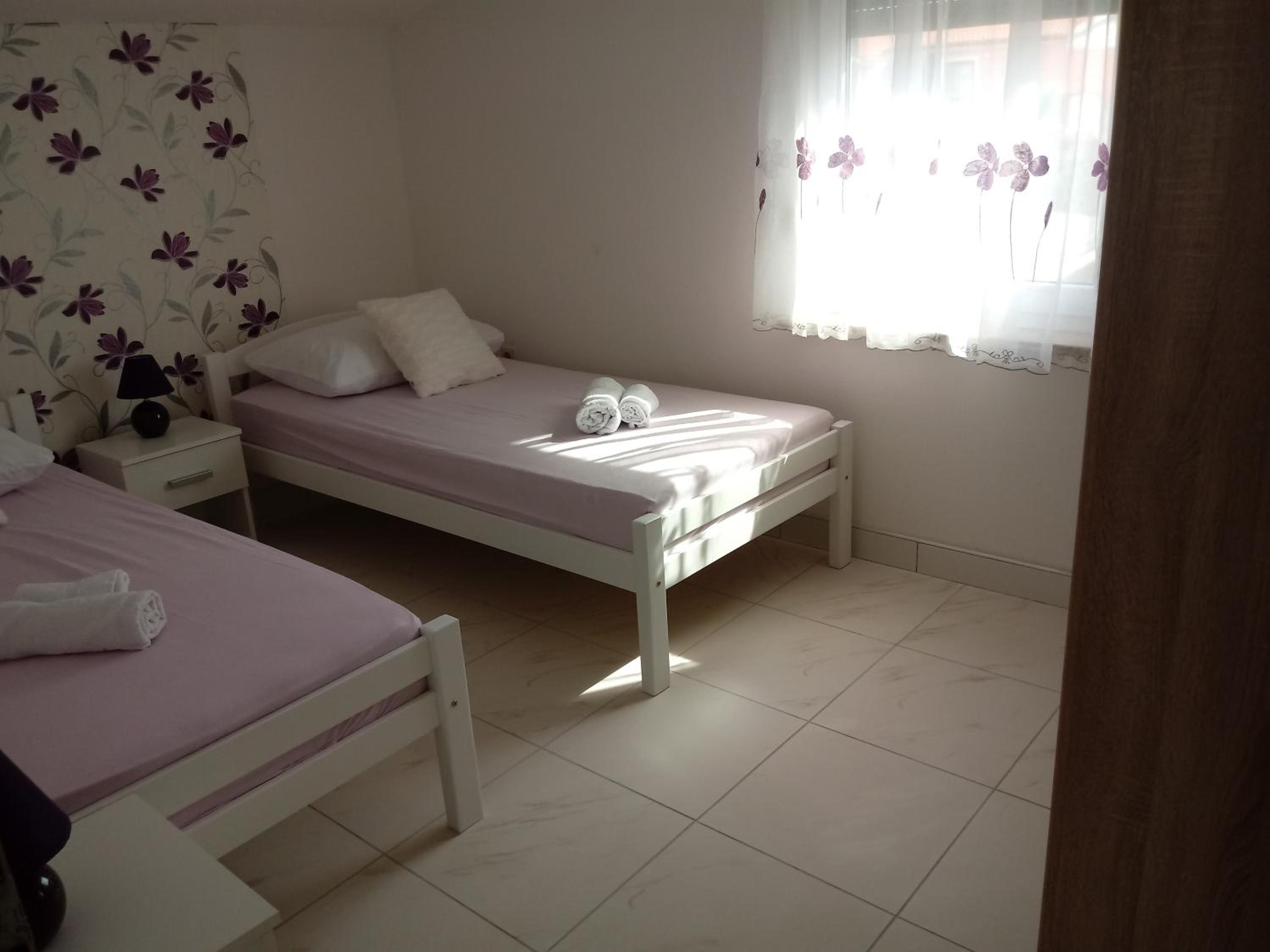 Apartmani Fran Vir view 4
