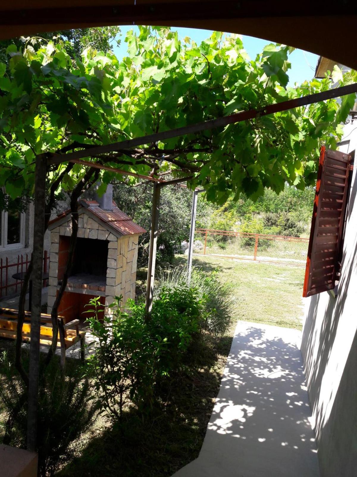 Country house Mia view 2