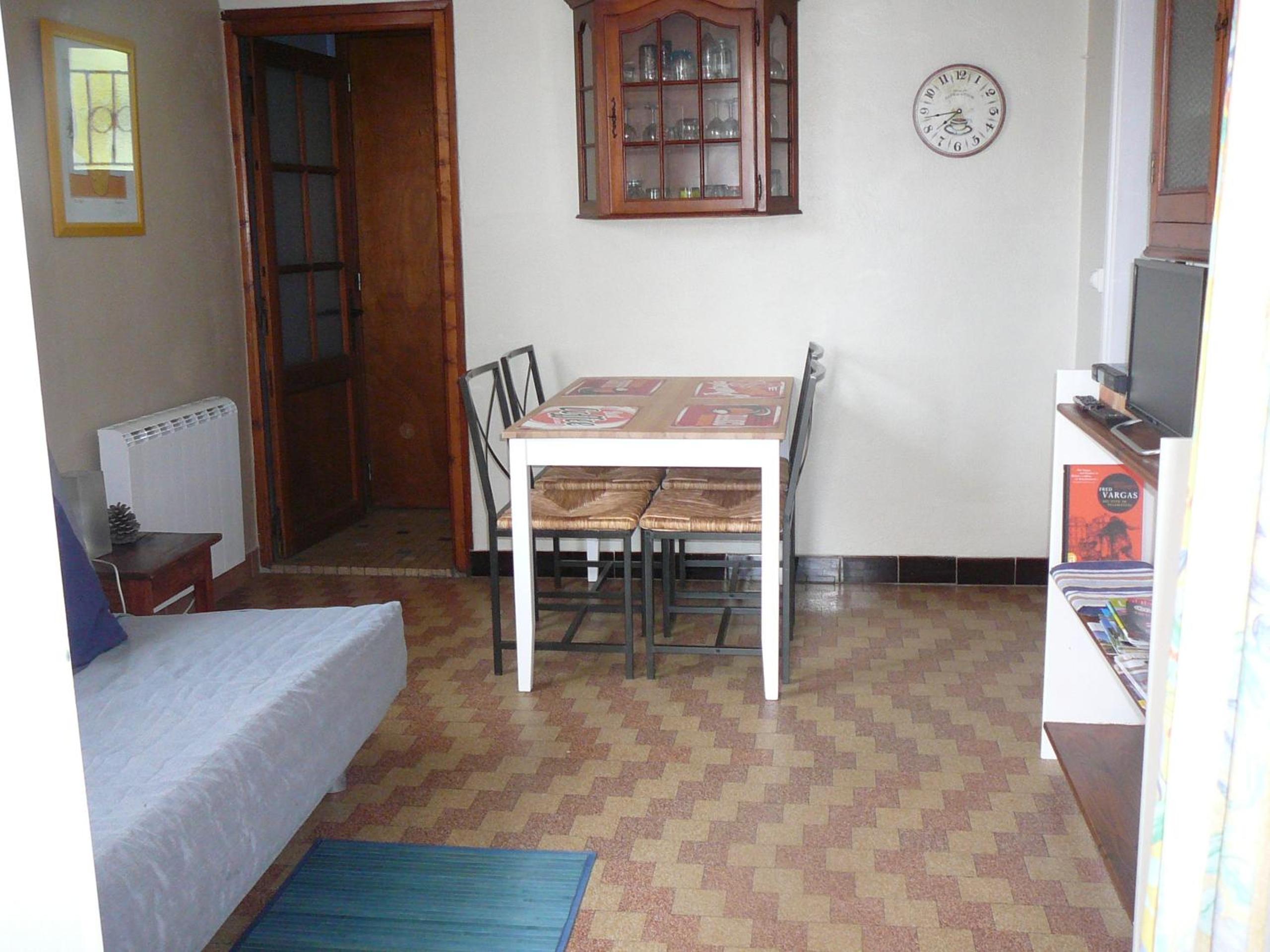 Guesthouse La Burle view 3
