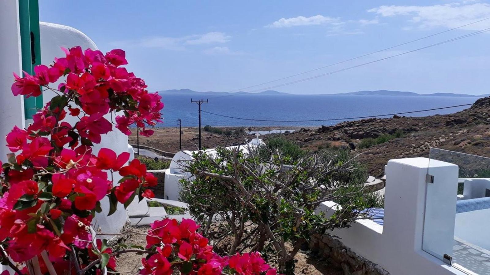 Antoninis Village