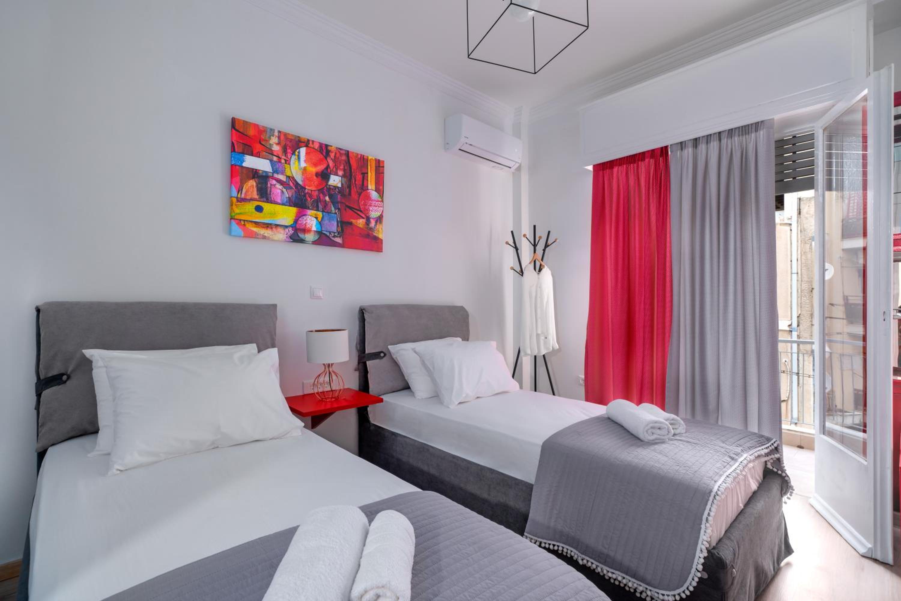 Koukaki Central Apartment