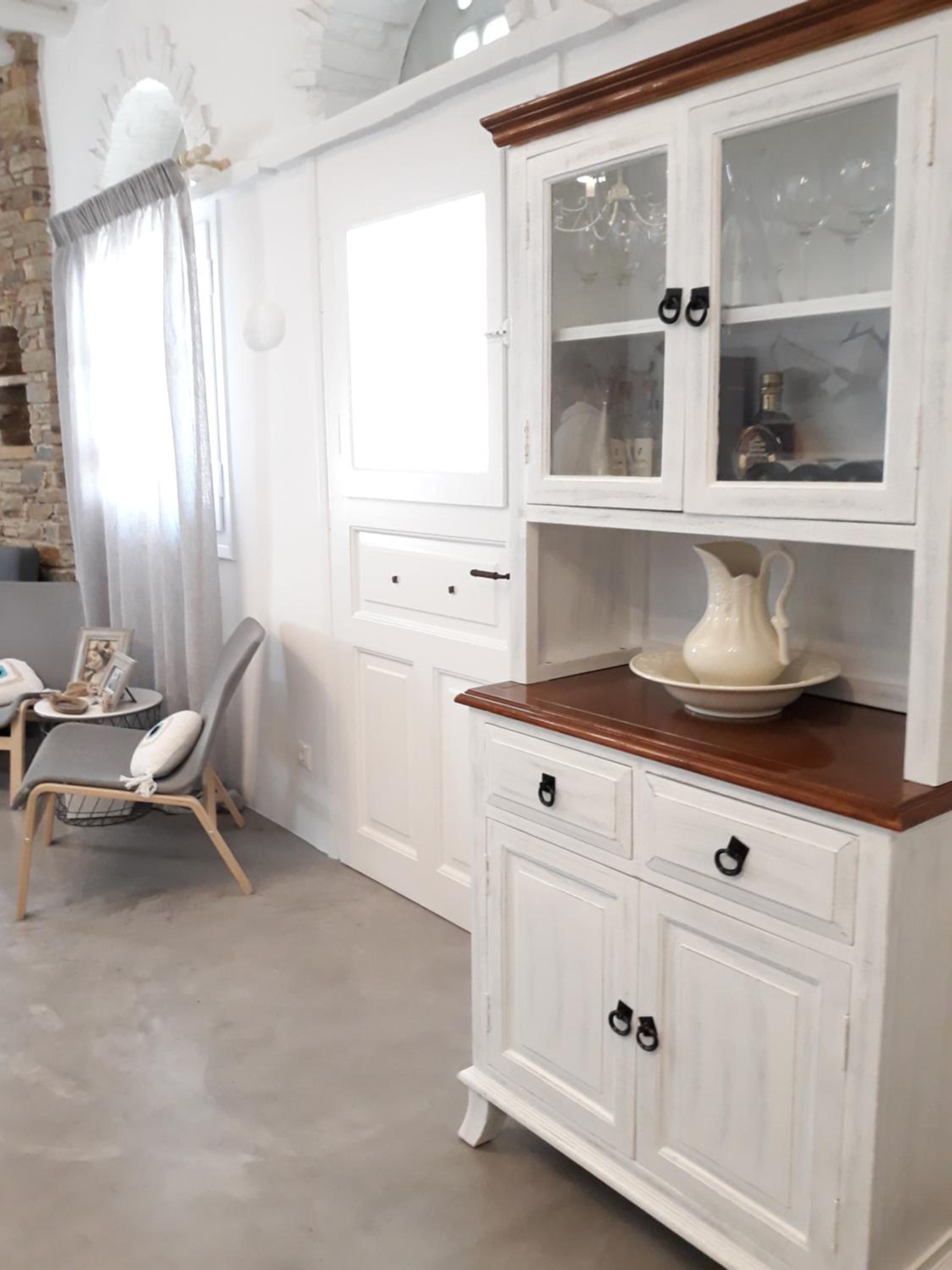 Elia Sea Home