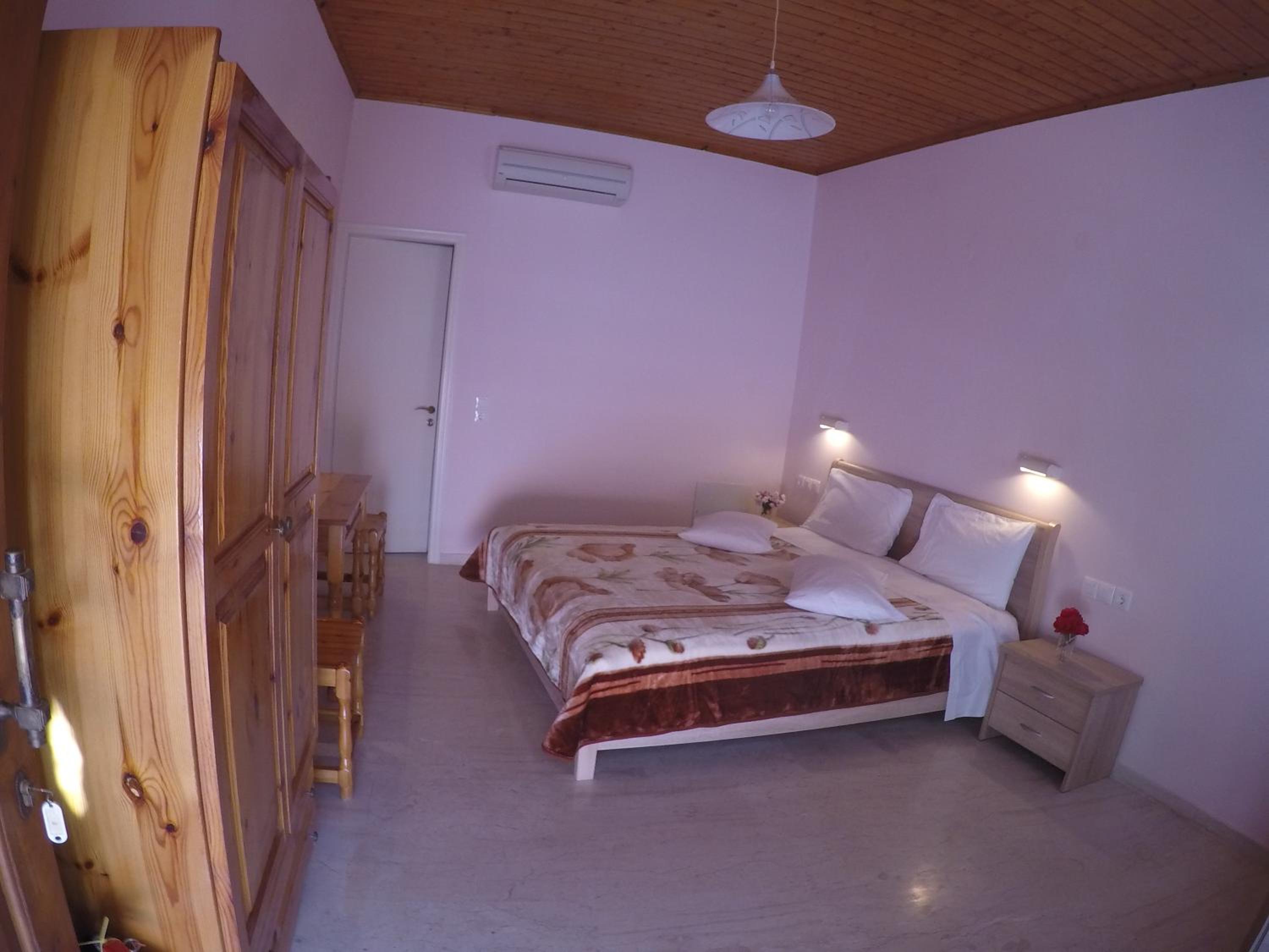 Geroulis Stefanos Studios