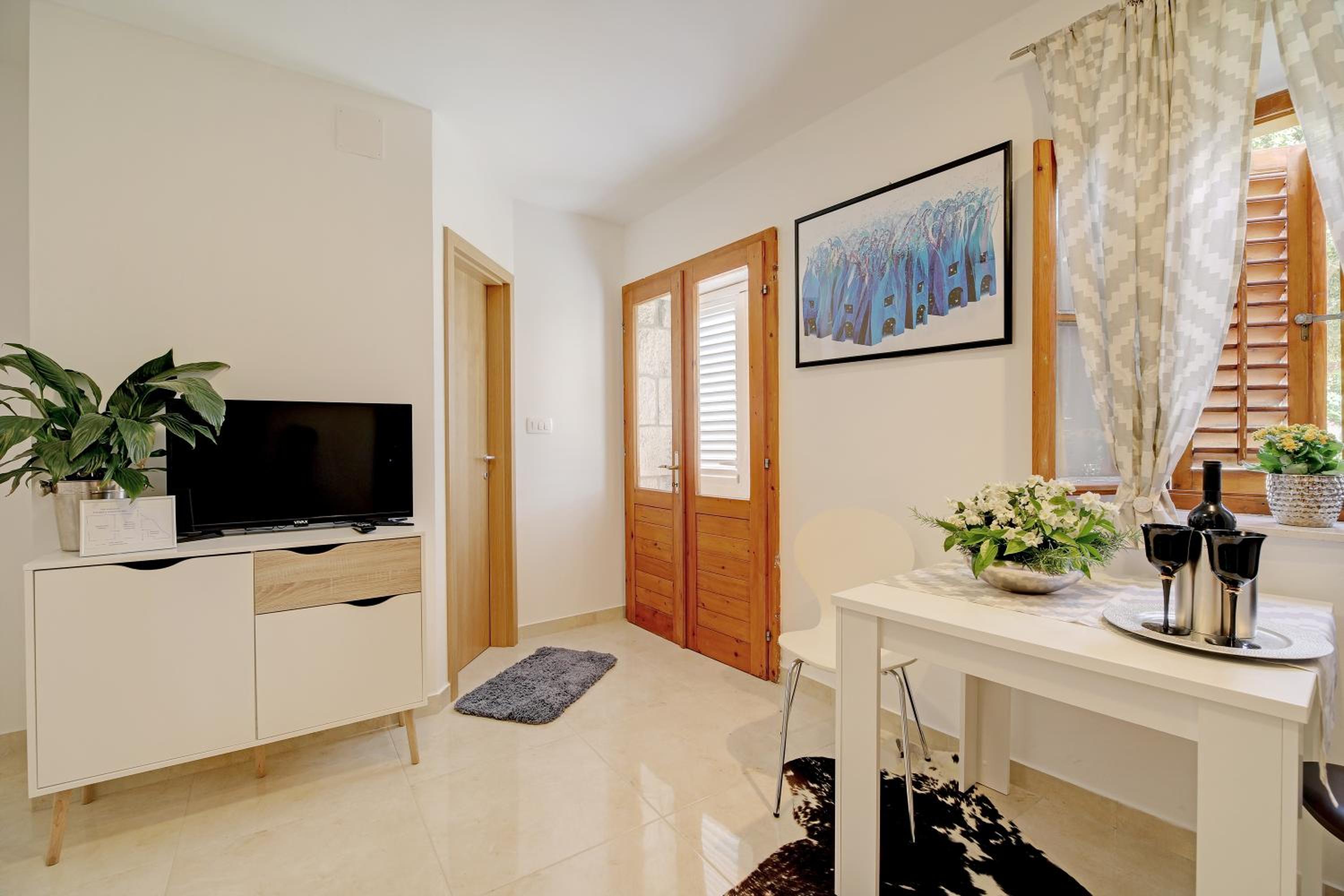 Studio apartments Kalma