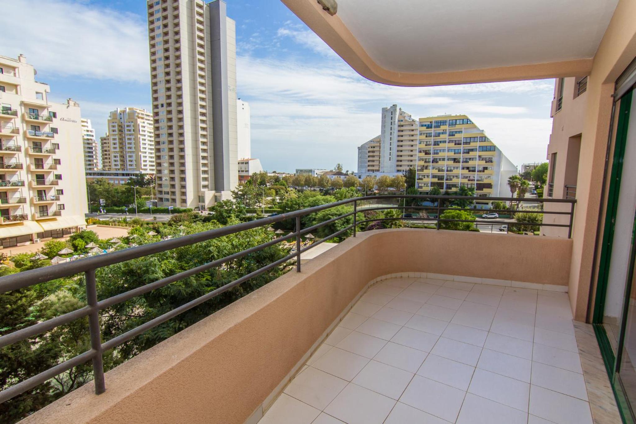 Flor da Beira Apartments ou Paraiso Sol Da Rocha view 2