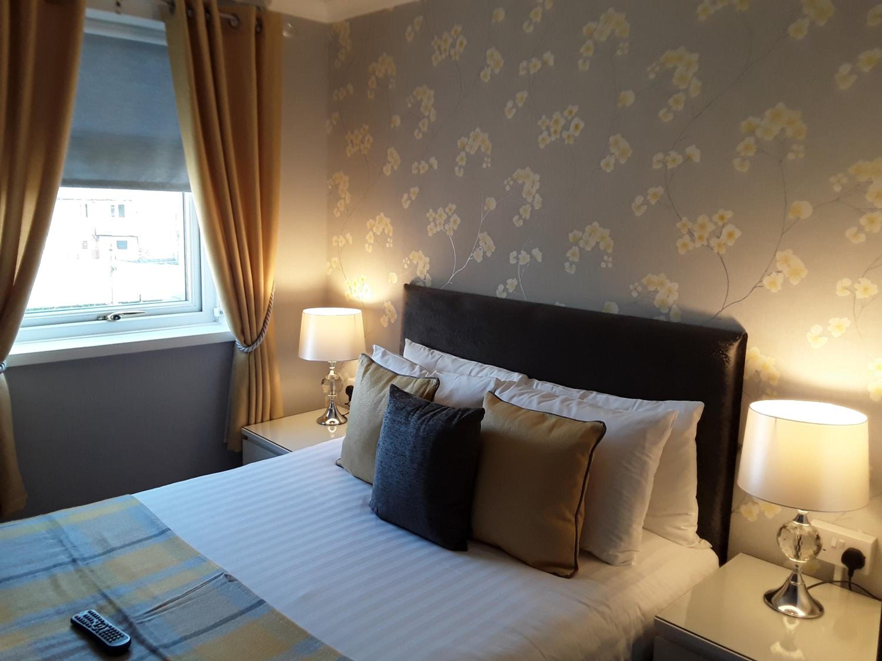 Manchester House