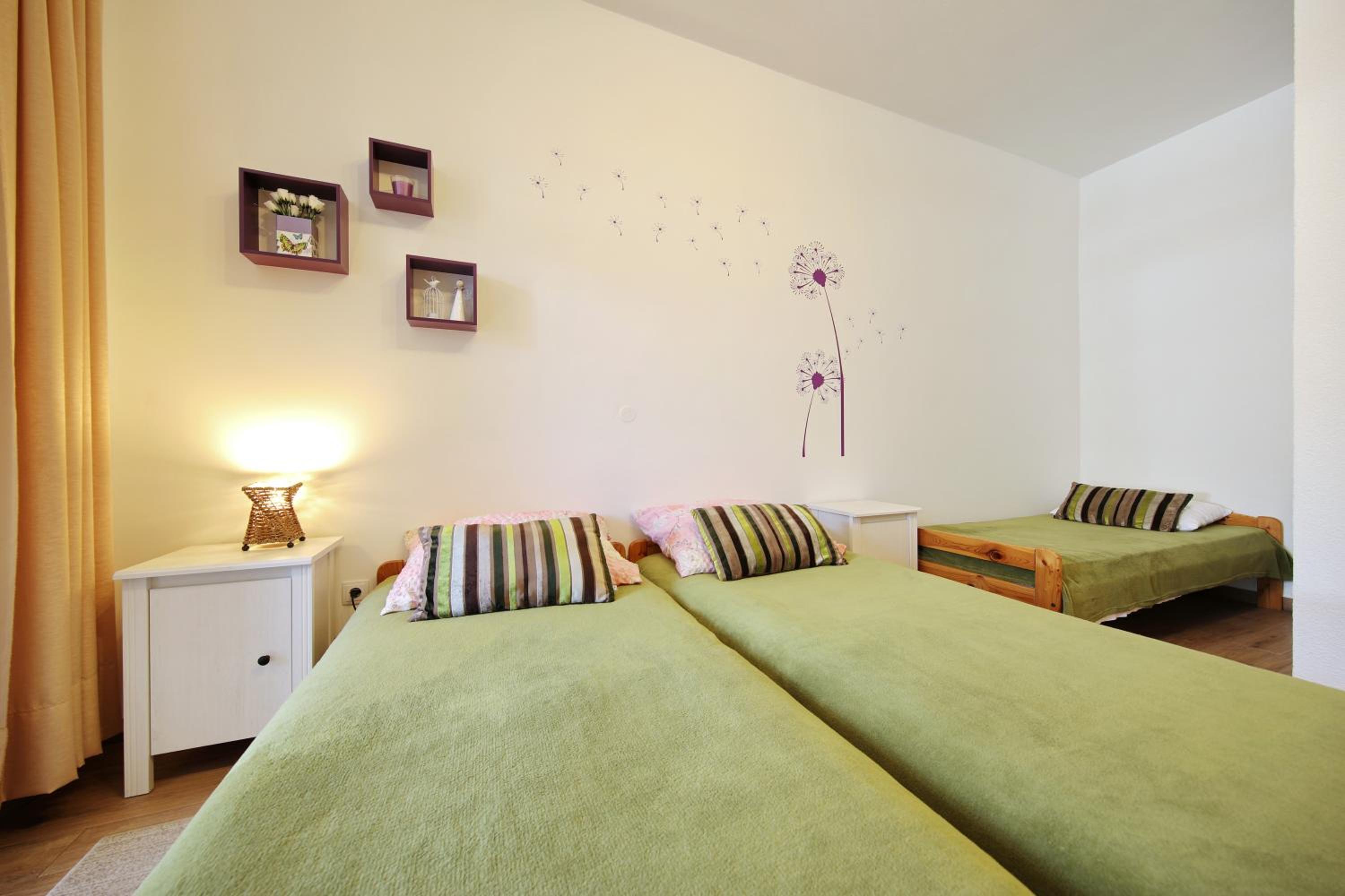 Studio close to the beach - Zadar Borik view 2