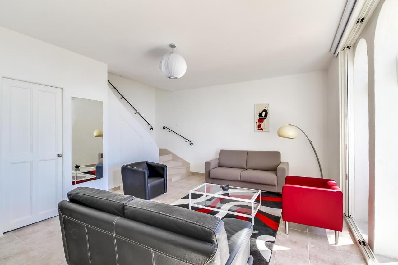 Holiday Home with beautiful Sea View view 5