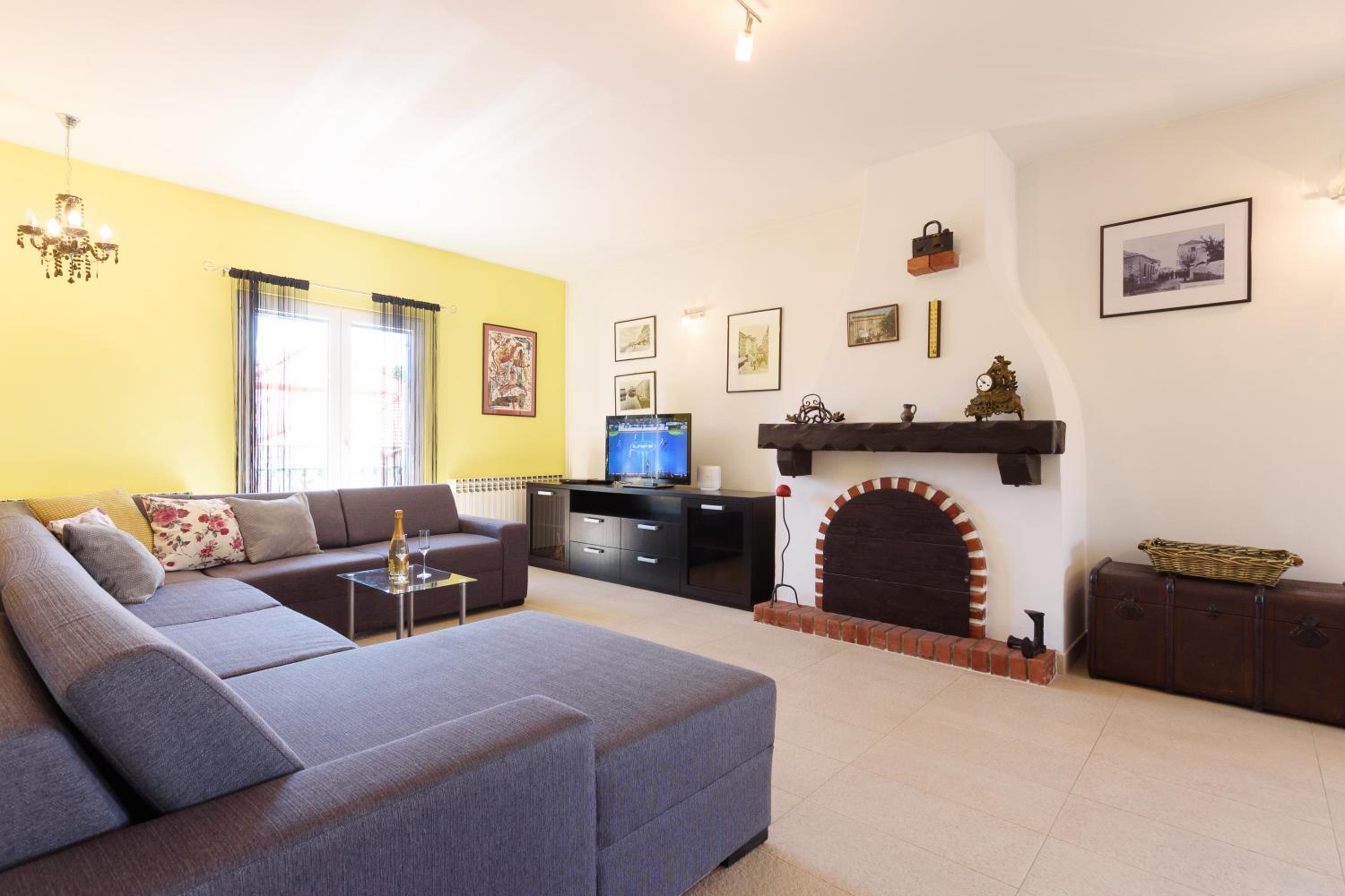 Apartments Piero view 4