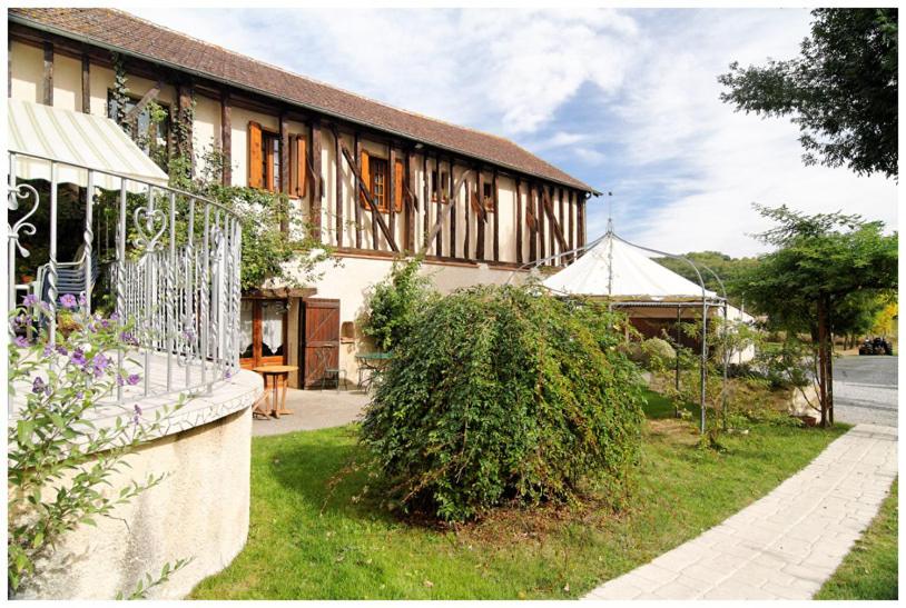 La Ferme des Grisettes view 2