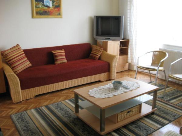Liliom Apartments Balatonfüred