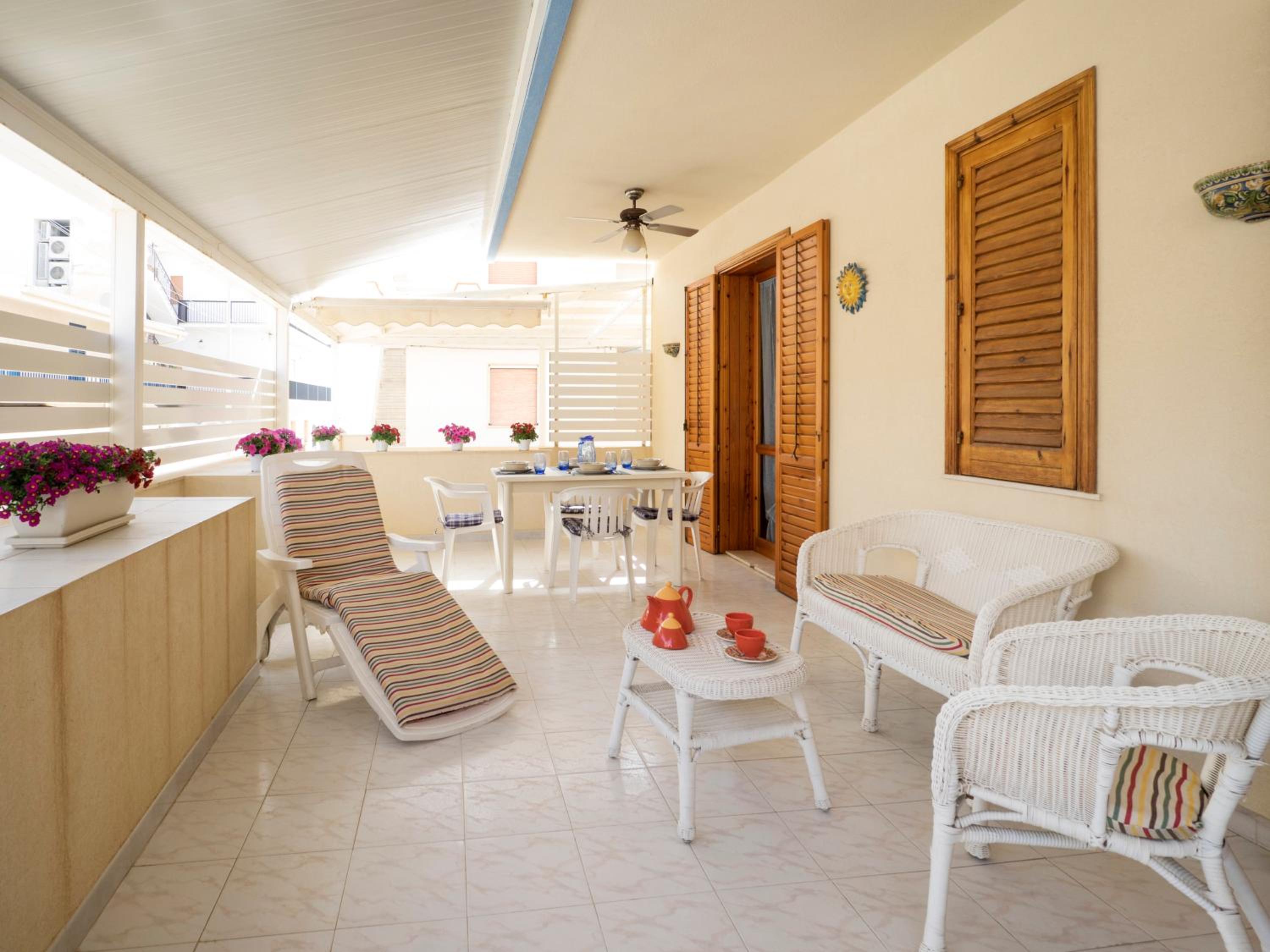 siciliacasevacanze - Casa Girasole view 5