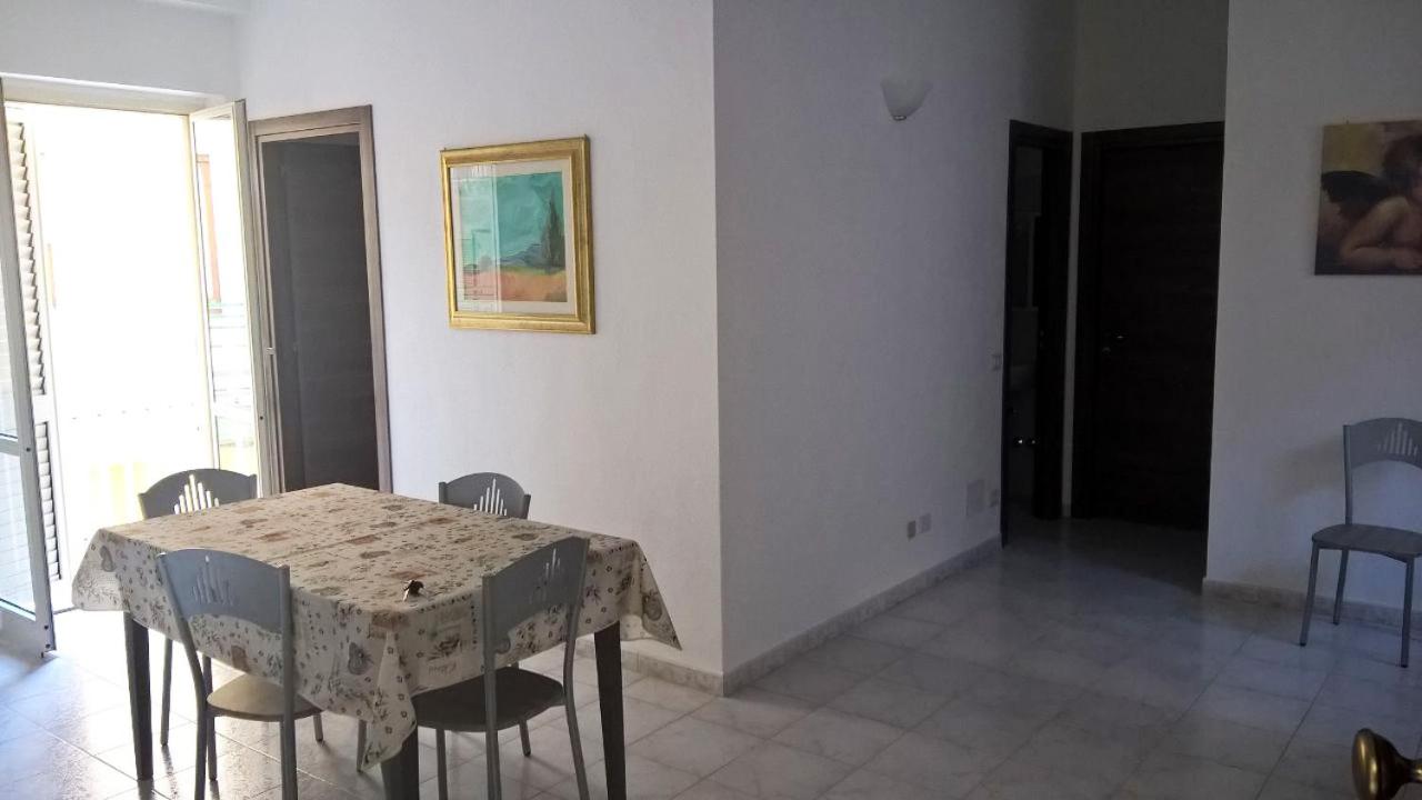 Climatizzato in Centro a 100m dal mare photo 5