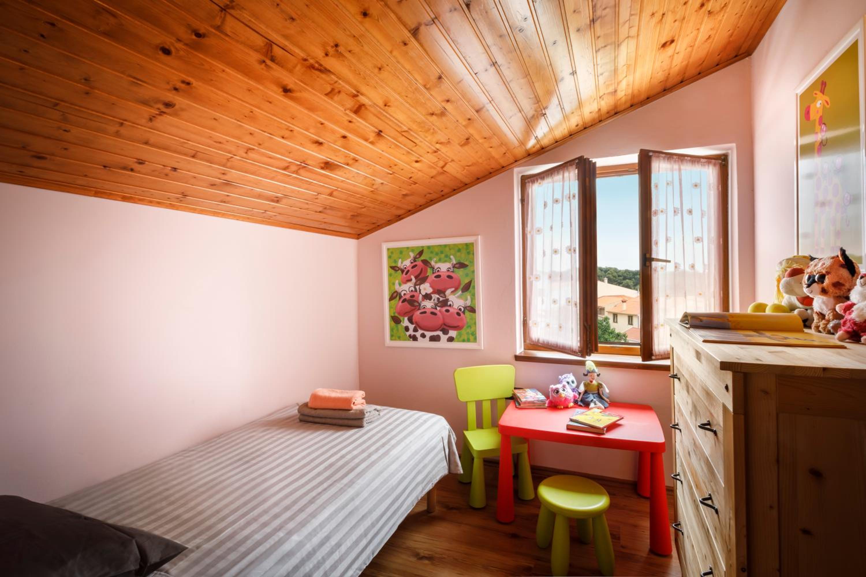 Veruda Porat Loft with Balcony