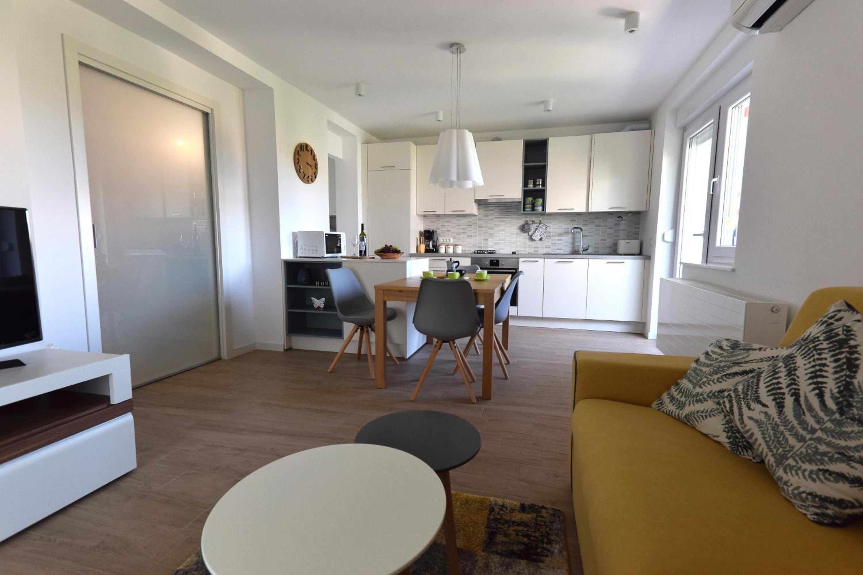 Apartment Vostan view 3