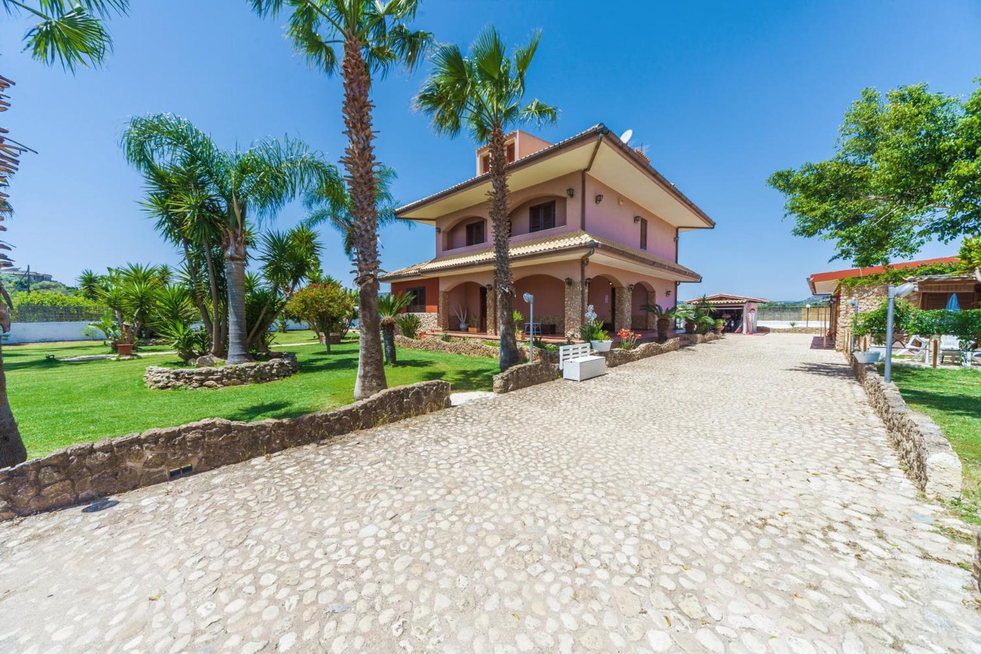 B&B Sicilia Bella view 4