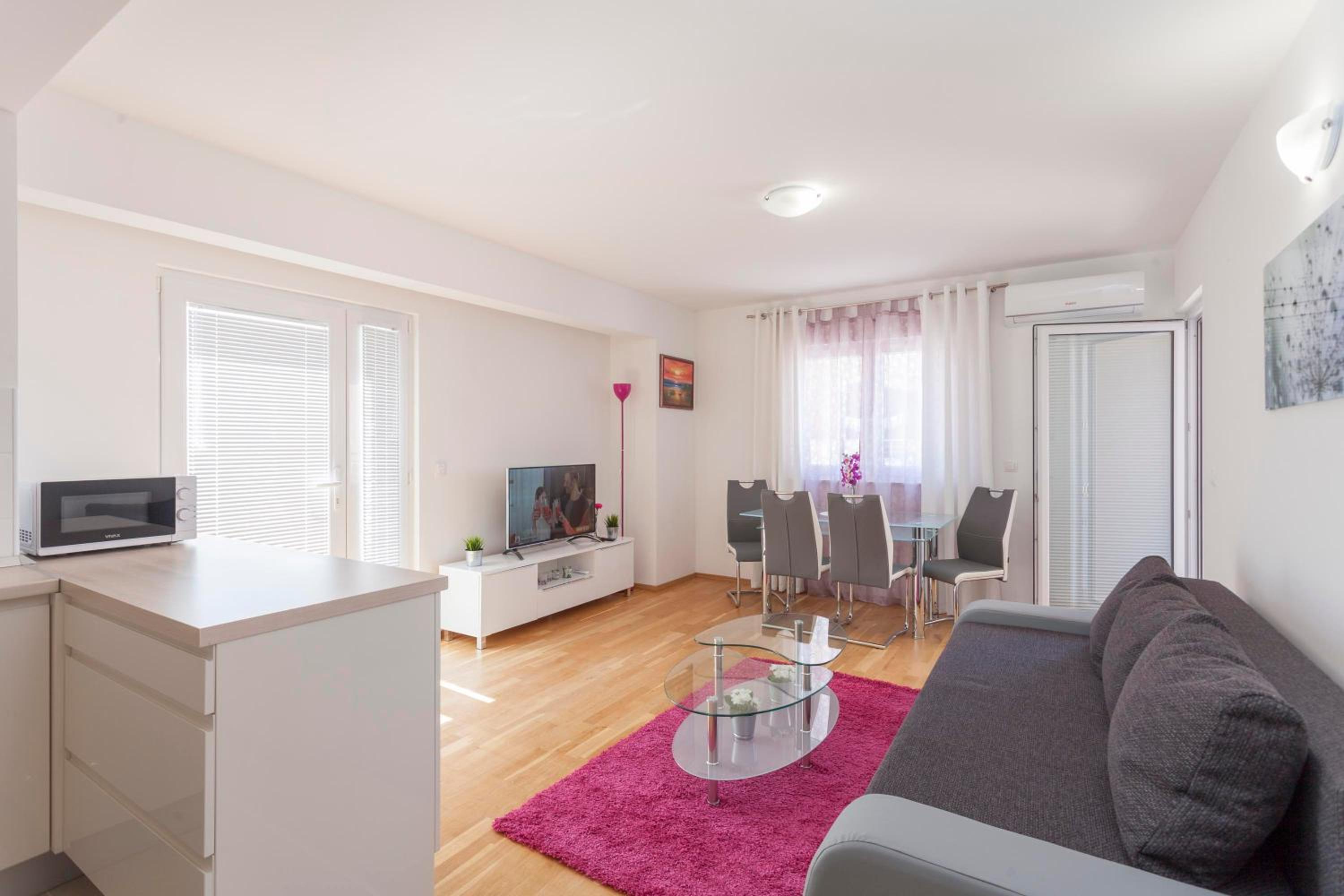 Apartments Dora view 2