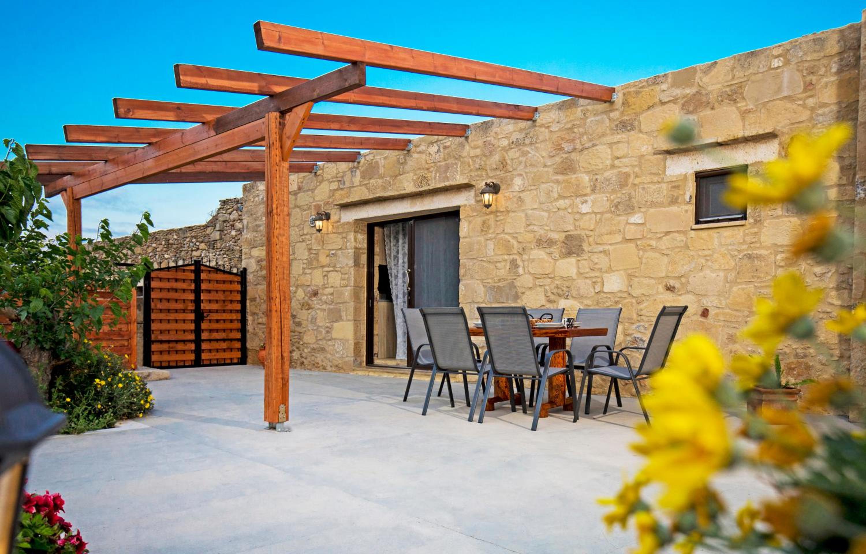 Petrakis Cretan Homes view 5