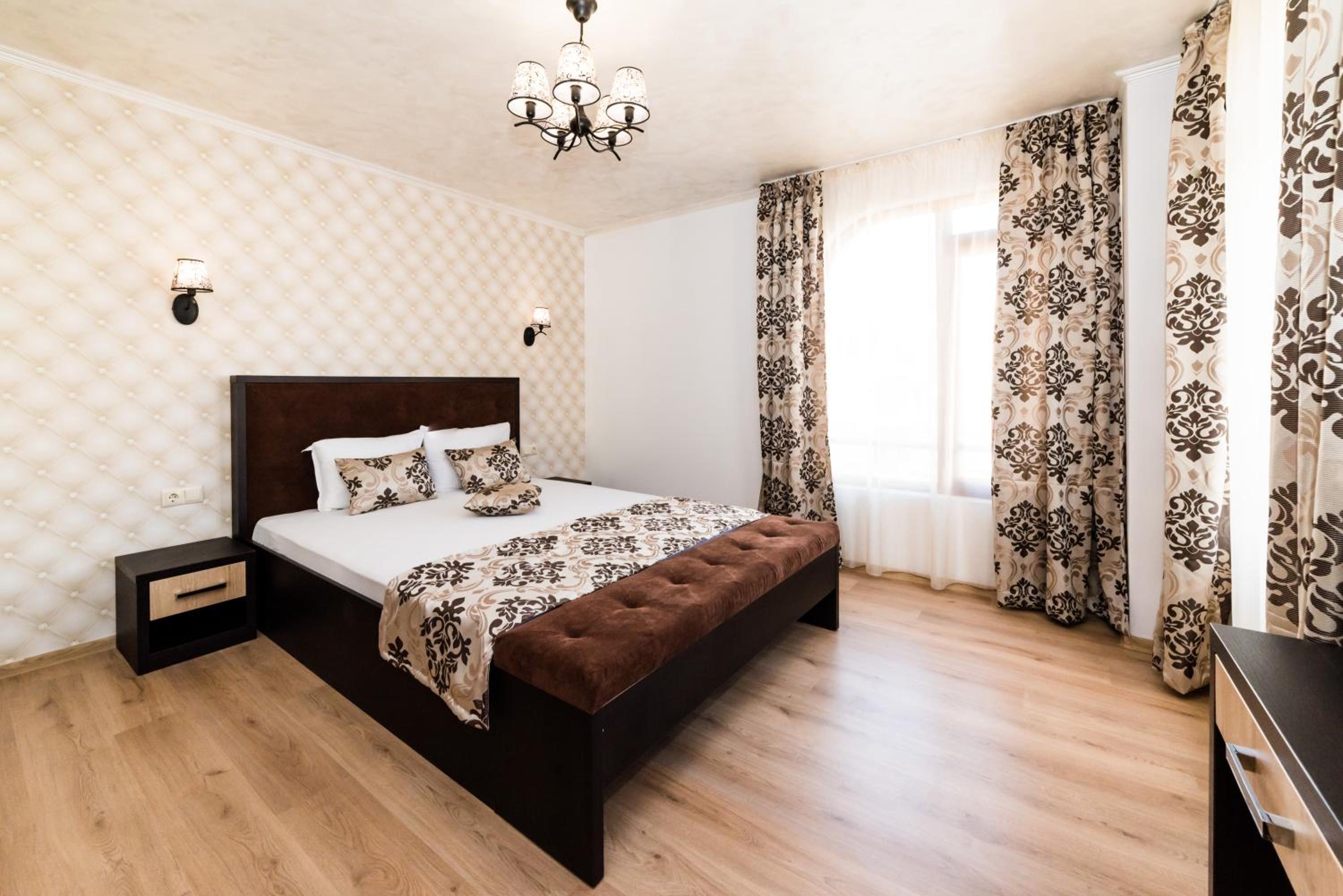 Stela Apartments