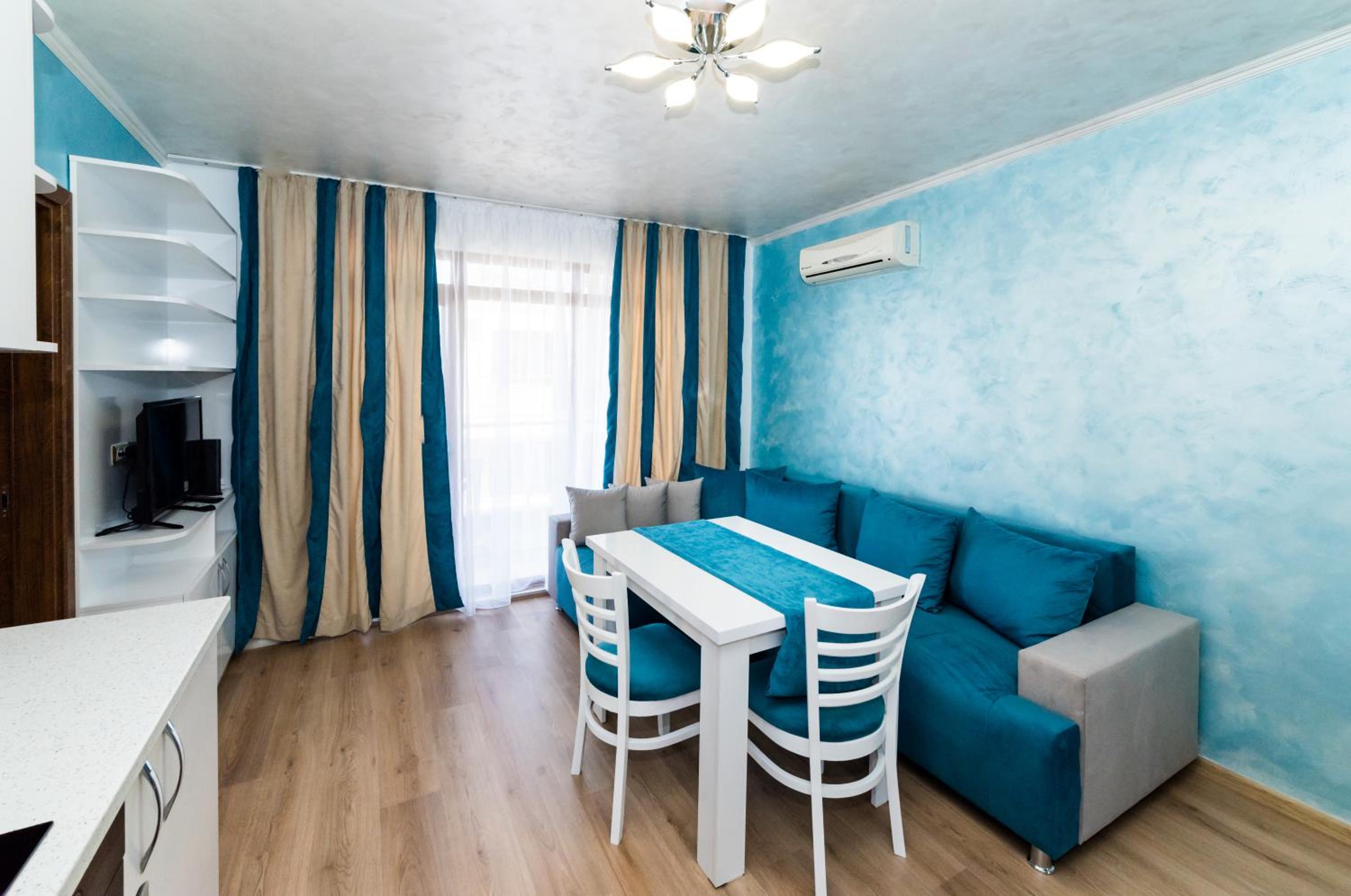 Stela Apartments