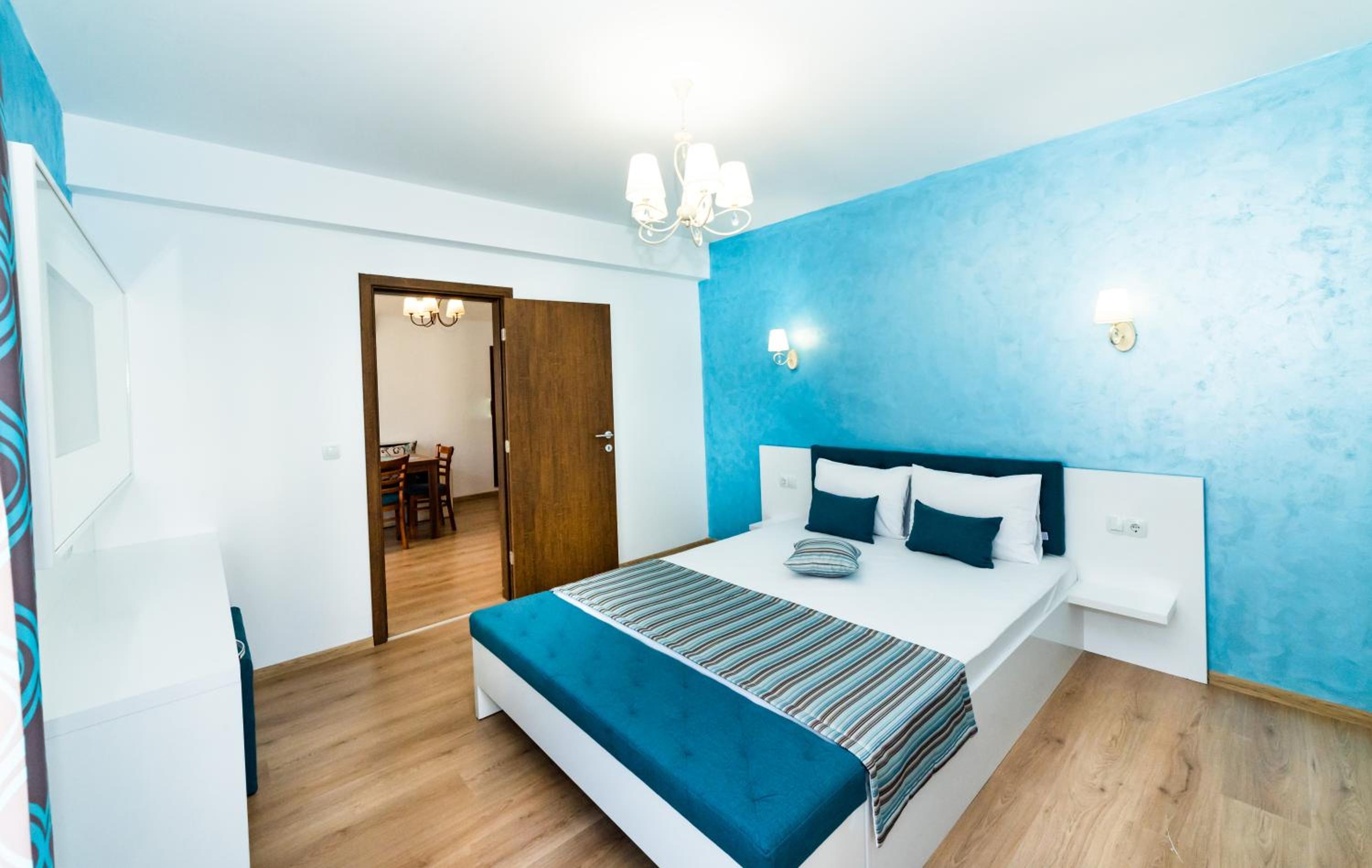 Stela Apartments