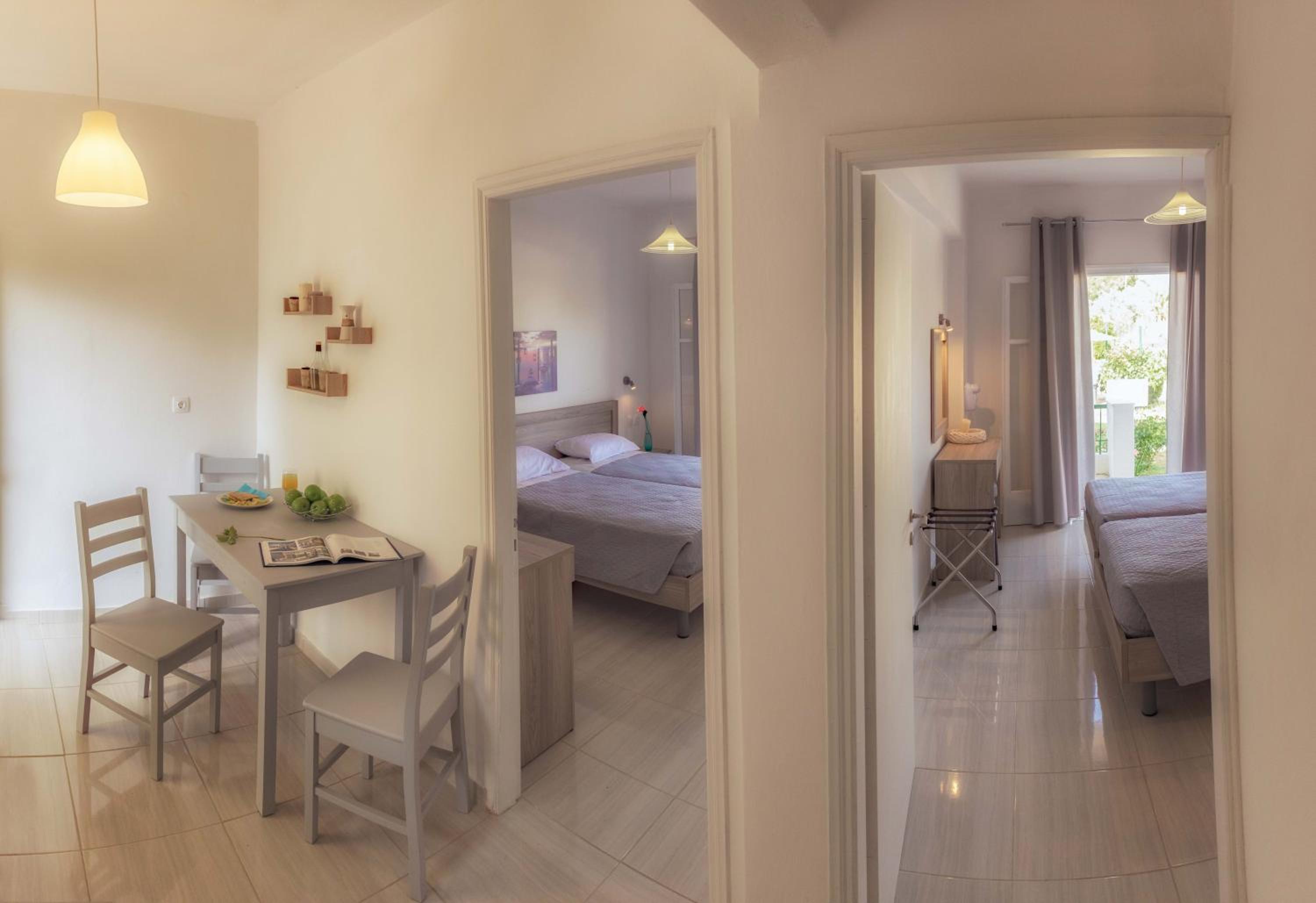 Yianetta Hotel Apartments photo 4