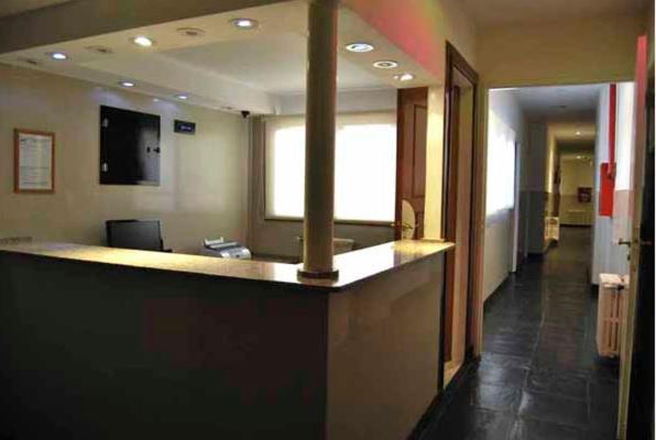 Lobby & Reception