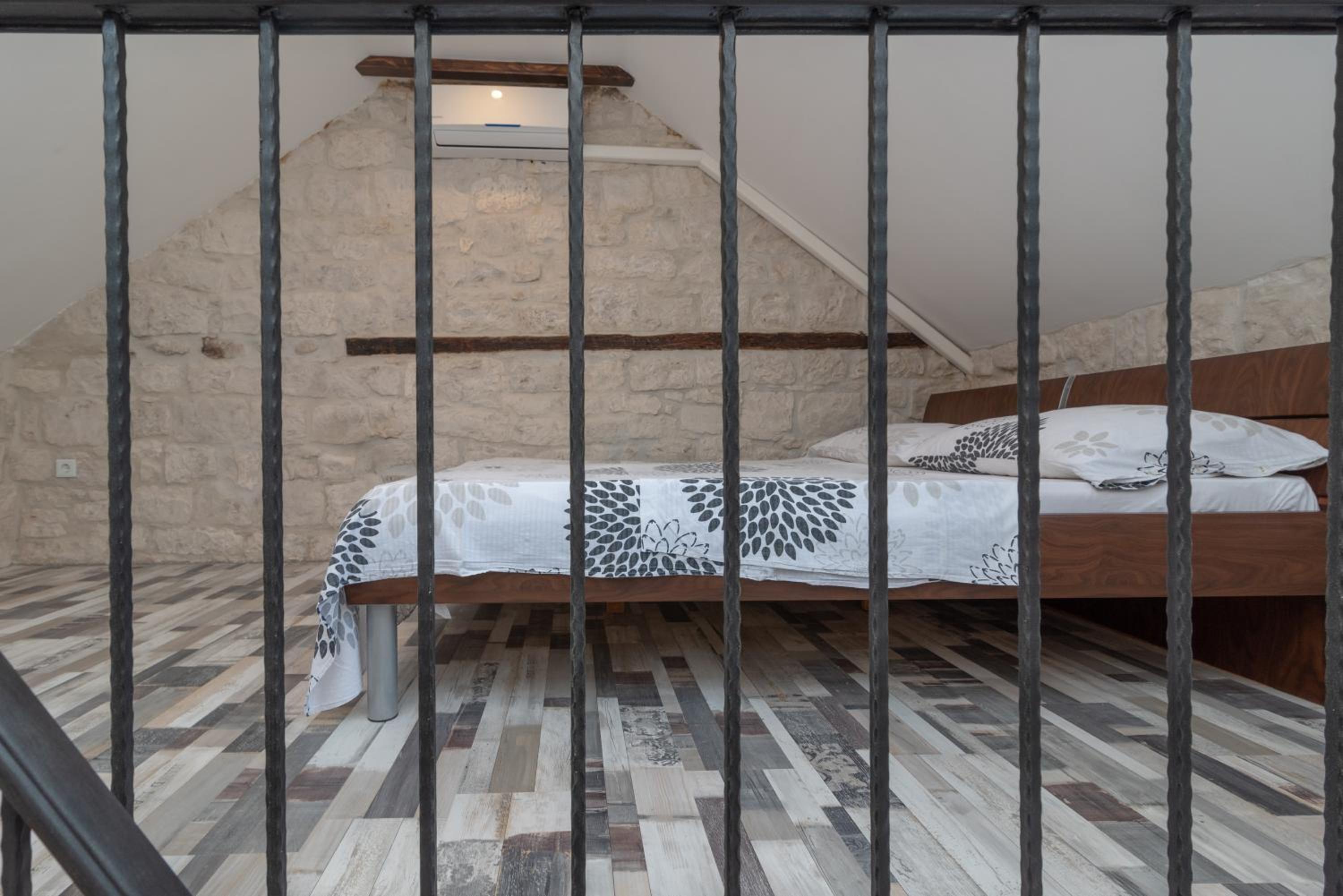 Apartman Škuribanda view 5