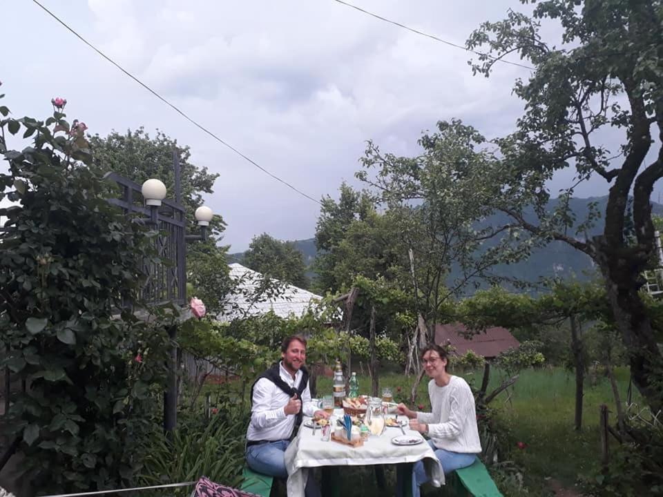 Photo 33
