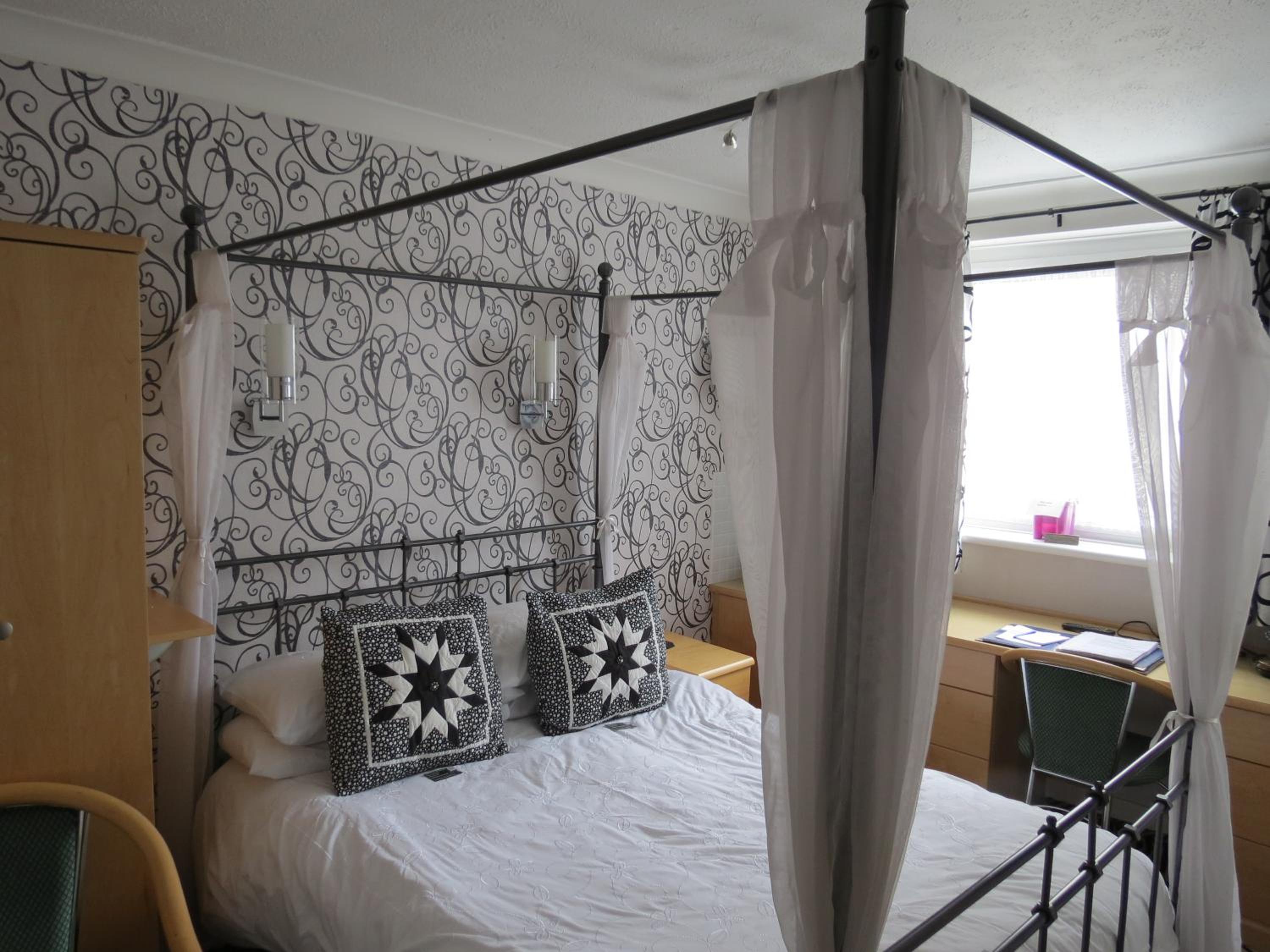 Bridlington Vacations - The Royal Bridlington - Property Image 2