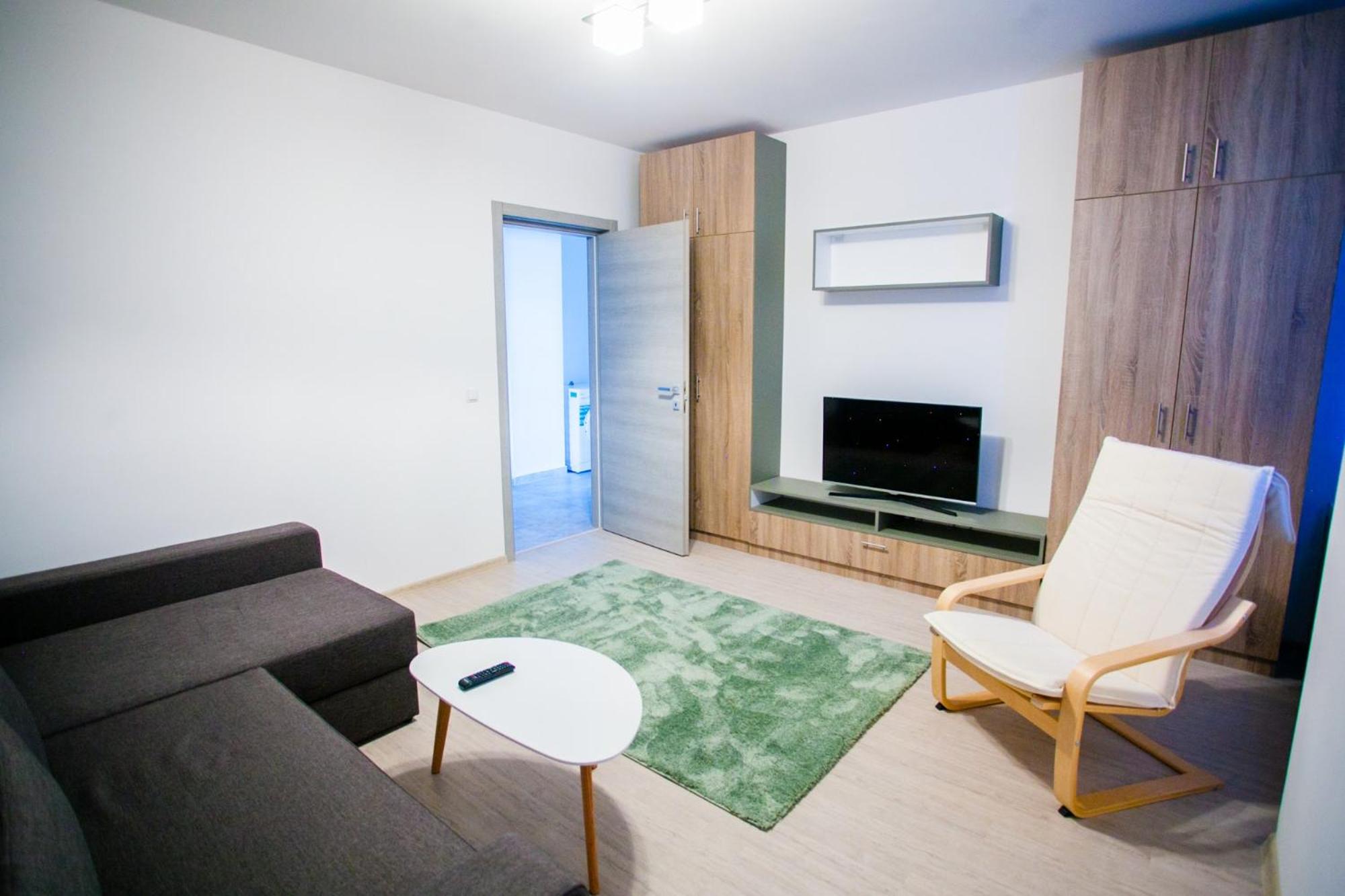 Lira Holiday Apartments