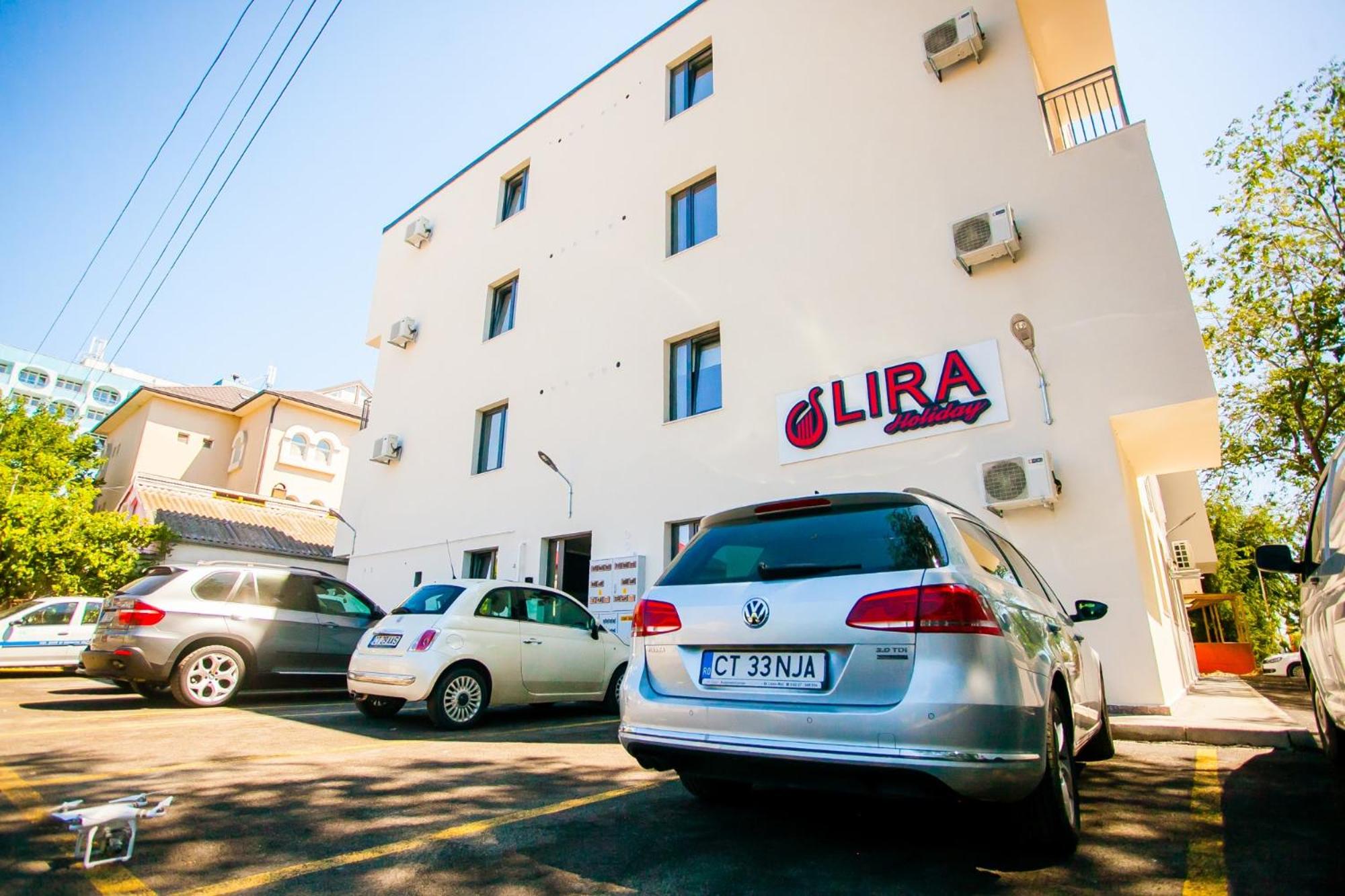 Lira Holiday Apartments