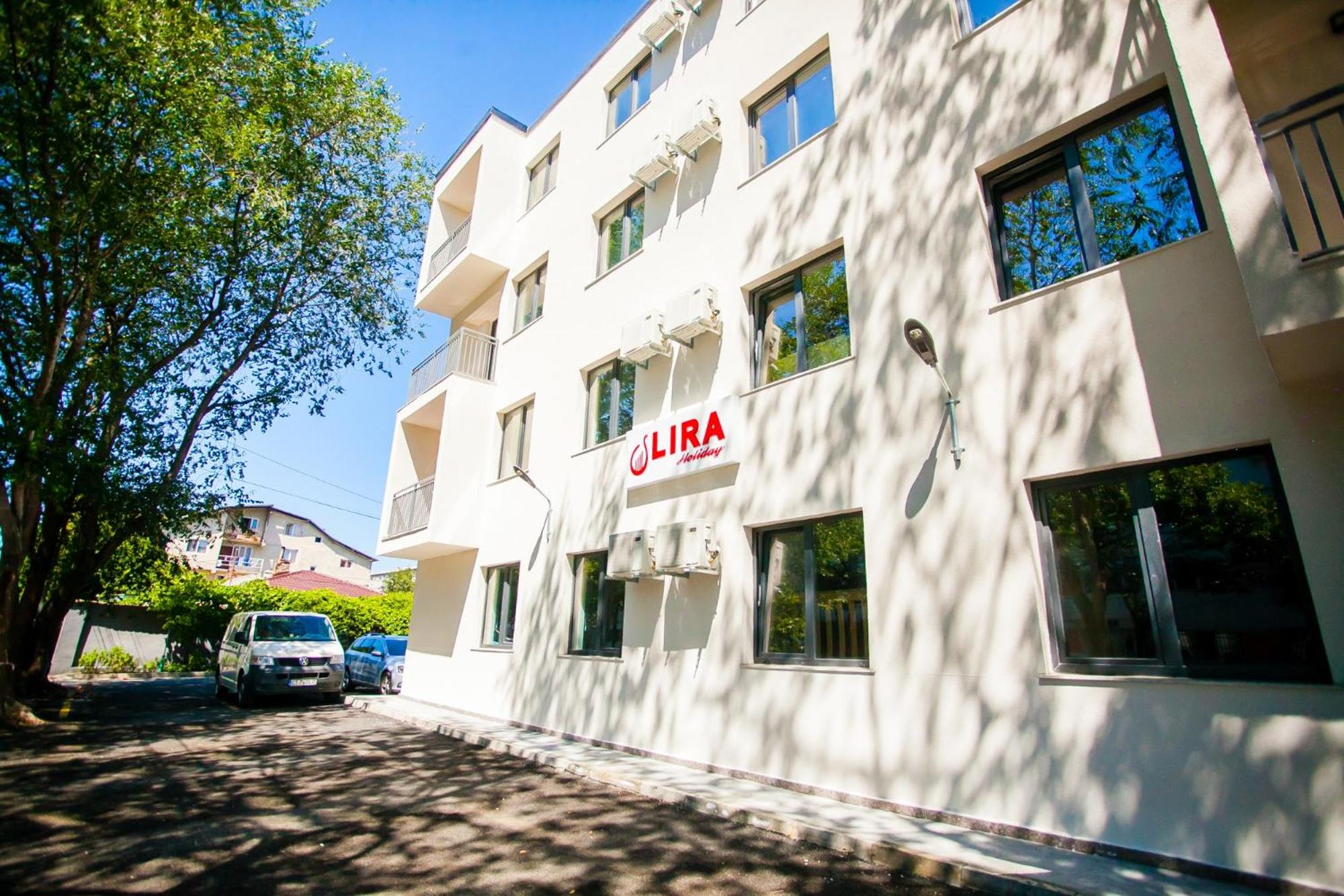 Lira Holiday Apartments