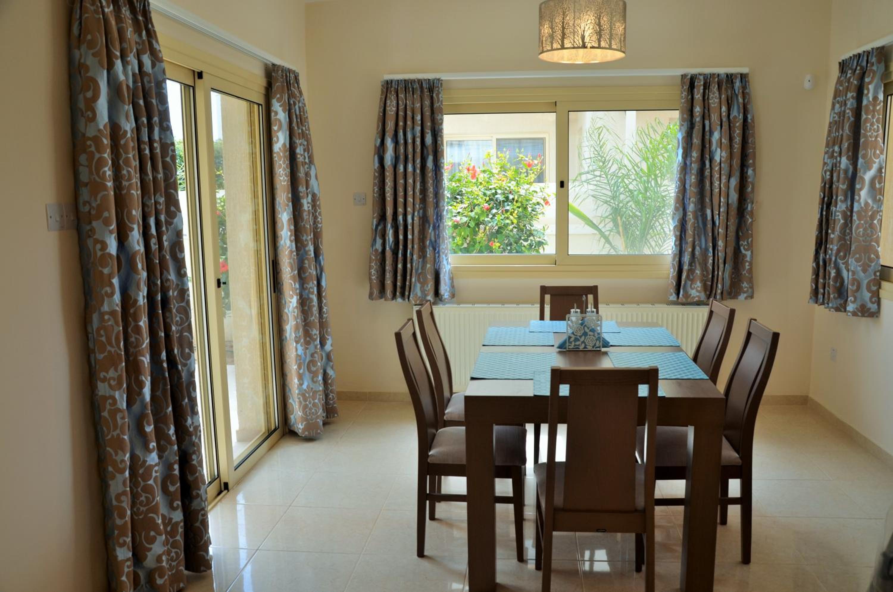 Anthorina Villa 16