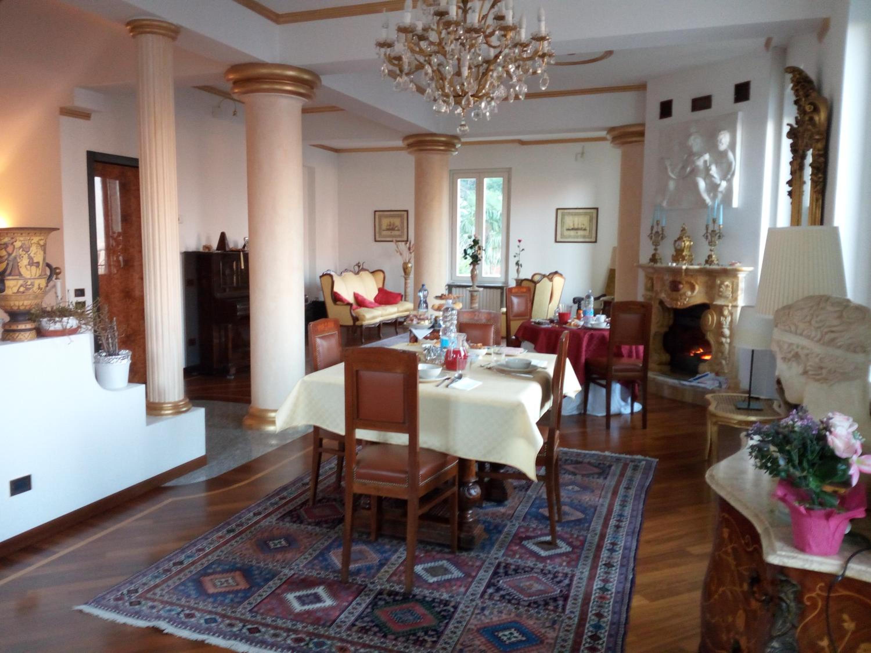 Villa Puccini Bed & Breakfast