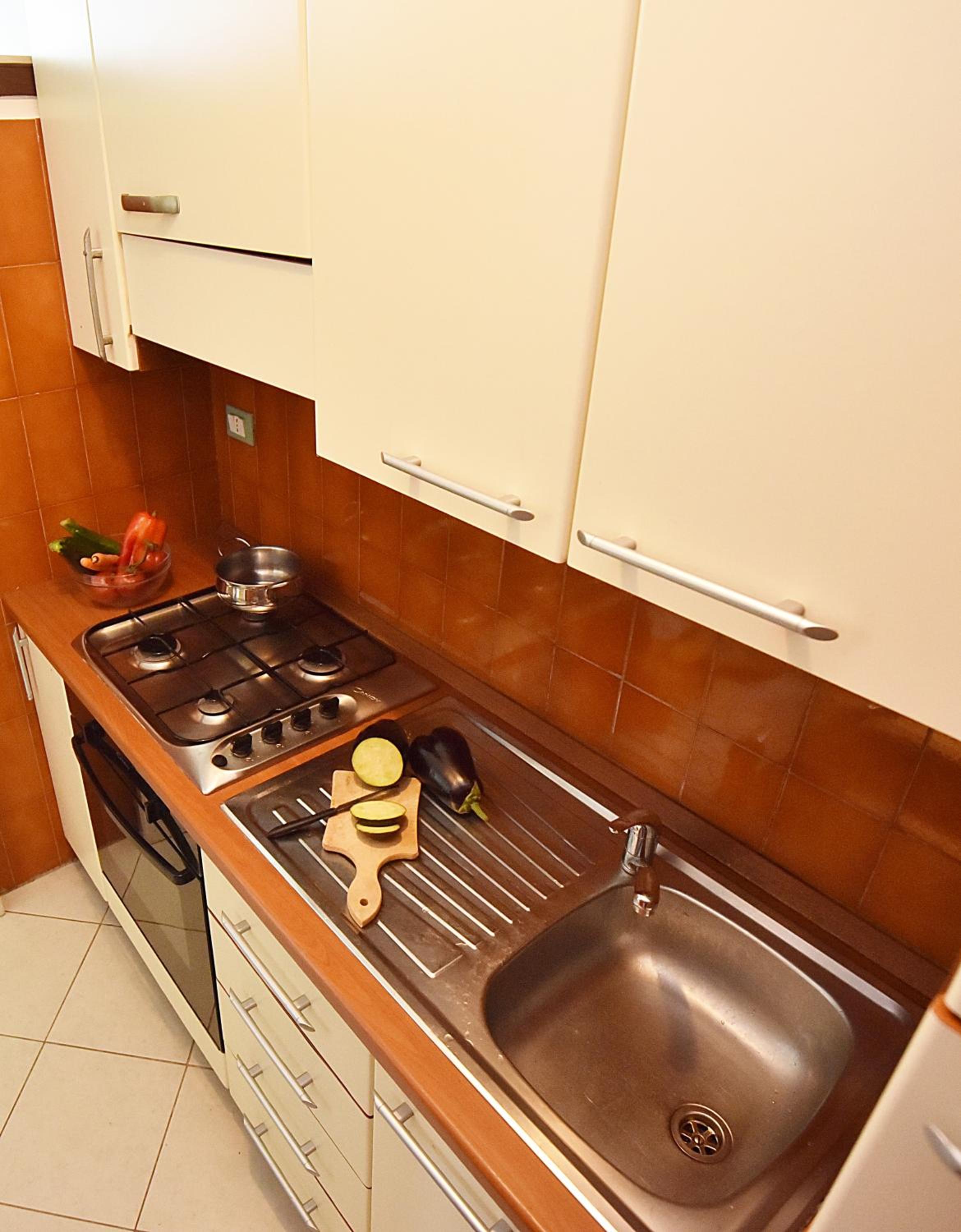 Photo 48