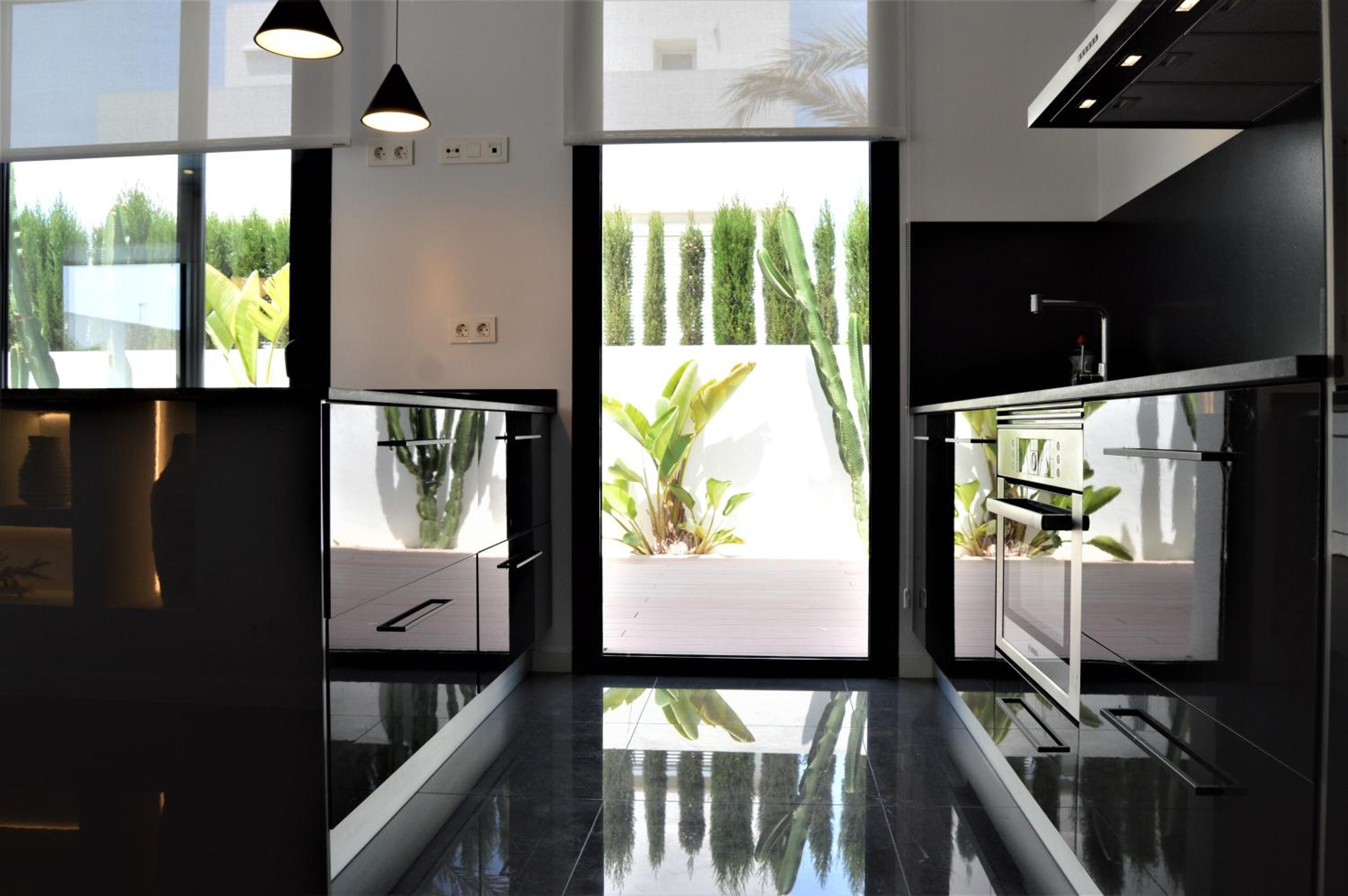 Villa with private pool photo 5
