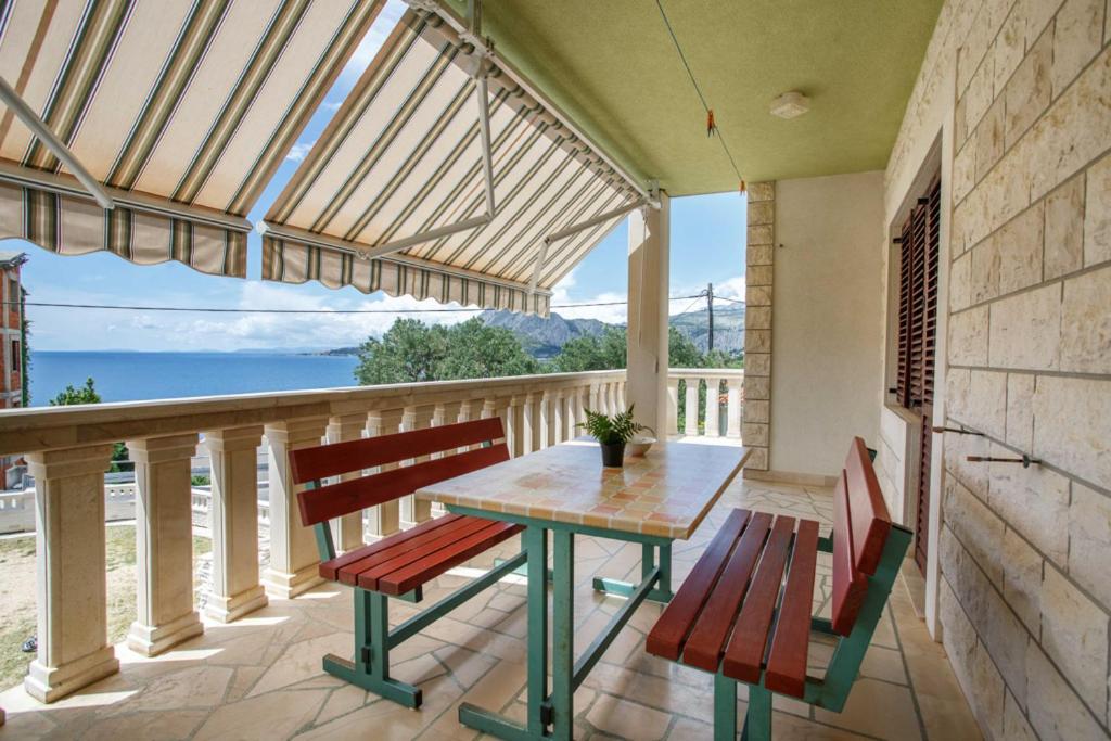 Apartment Ante view 4