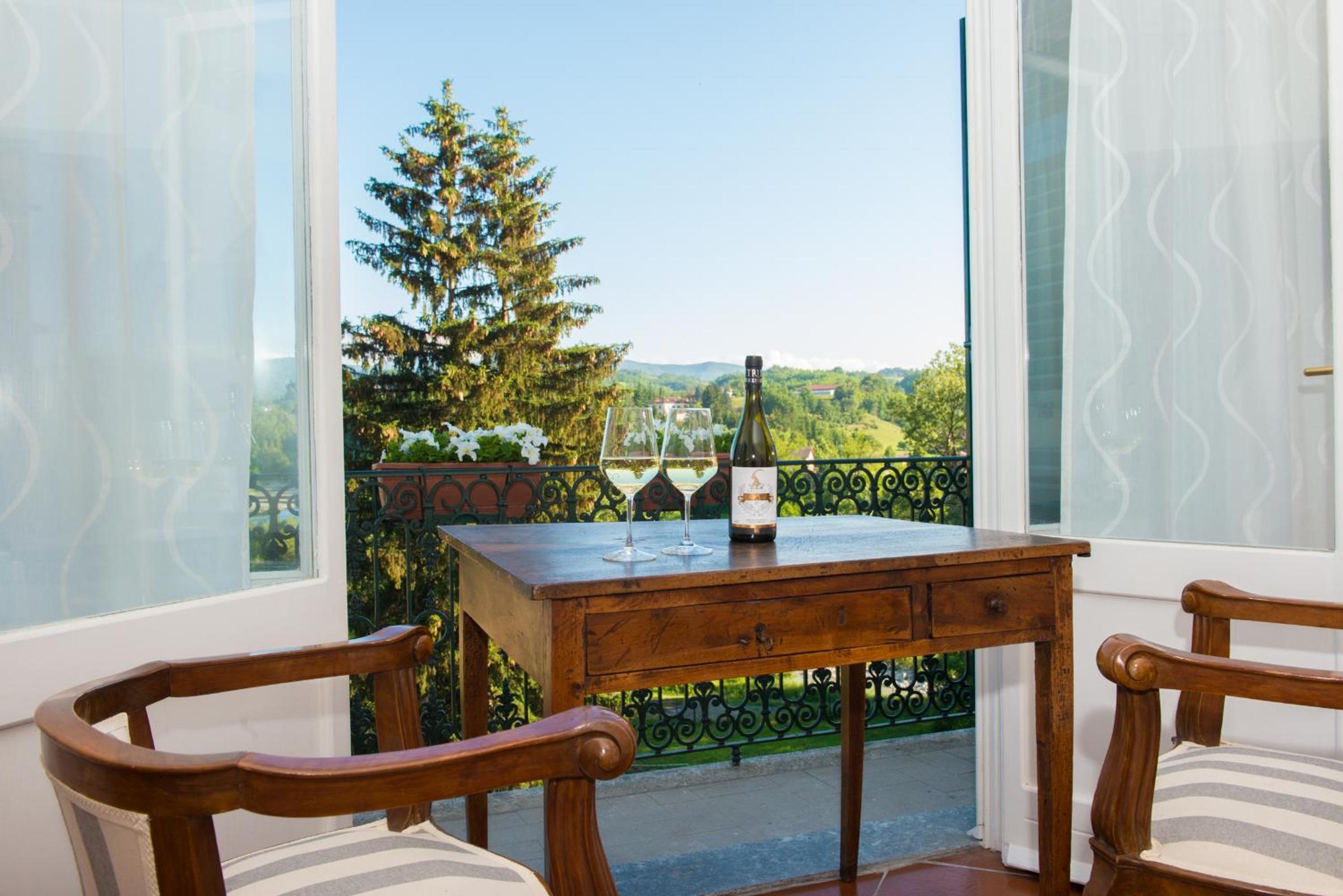 Treinin Guest Rooms view 3