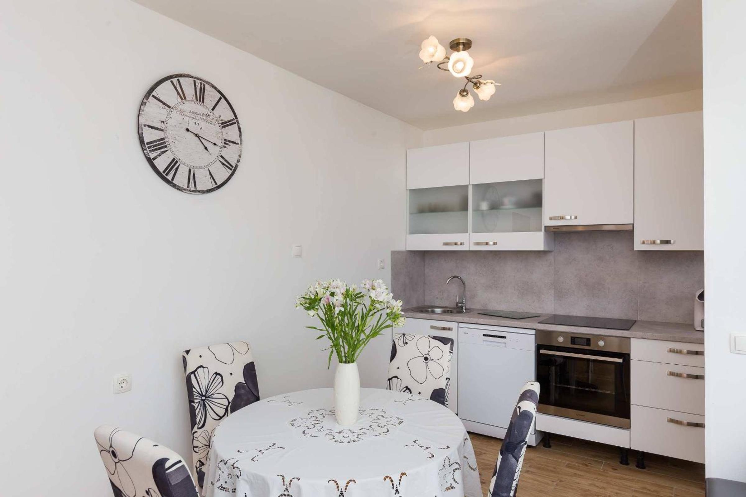 White Rose Apartment