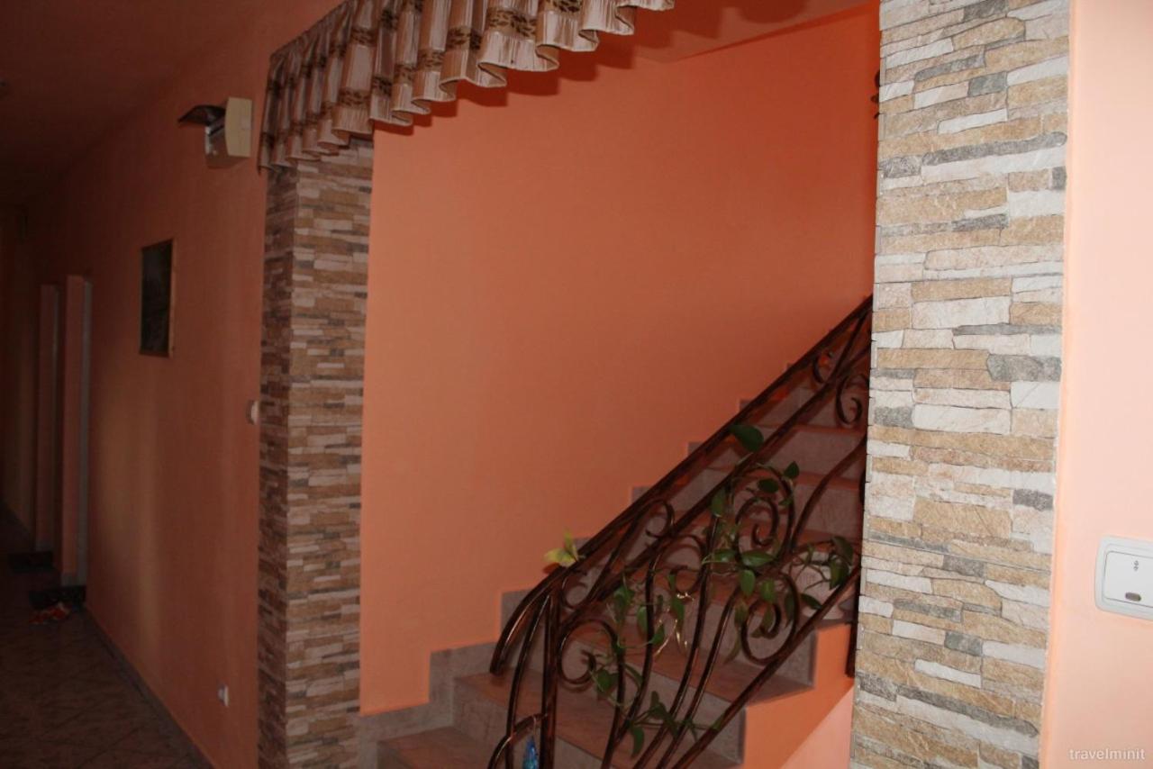 Photo 27