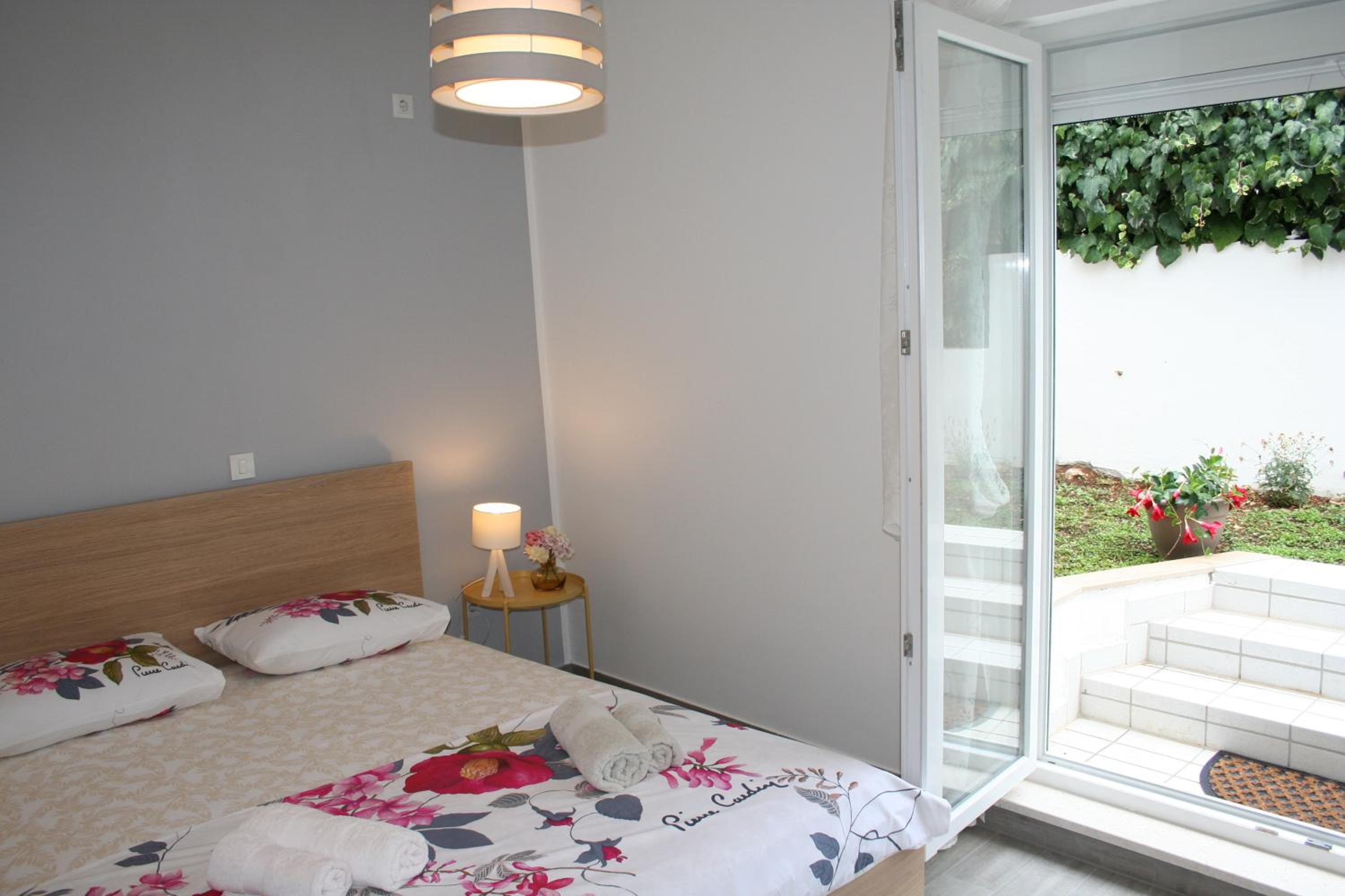 Room with garden view 2
