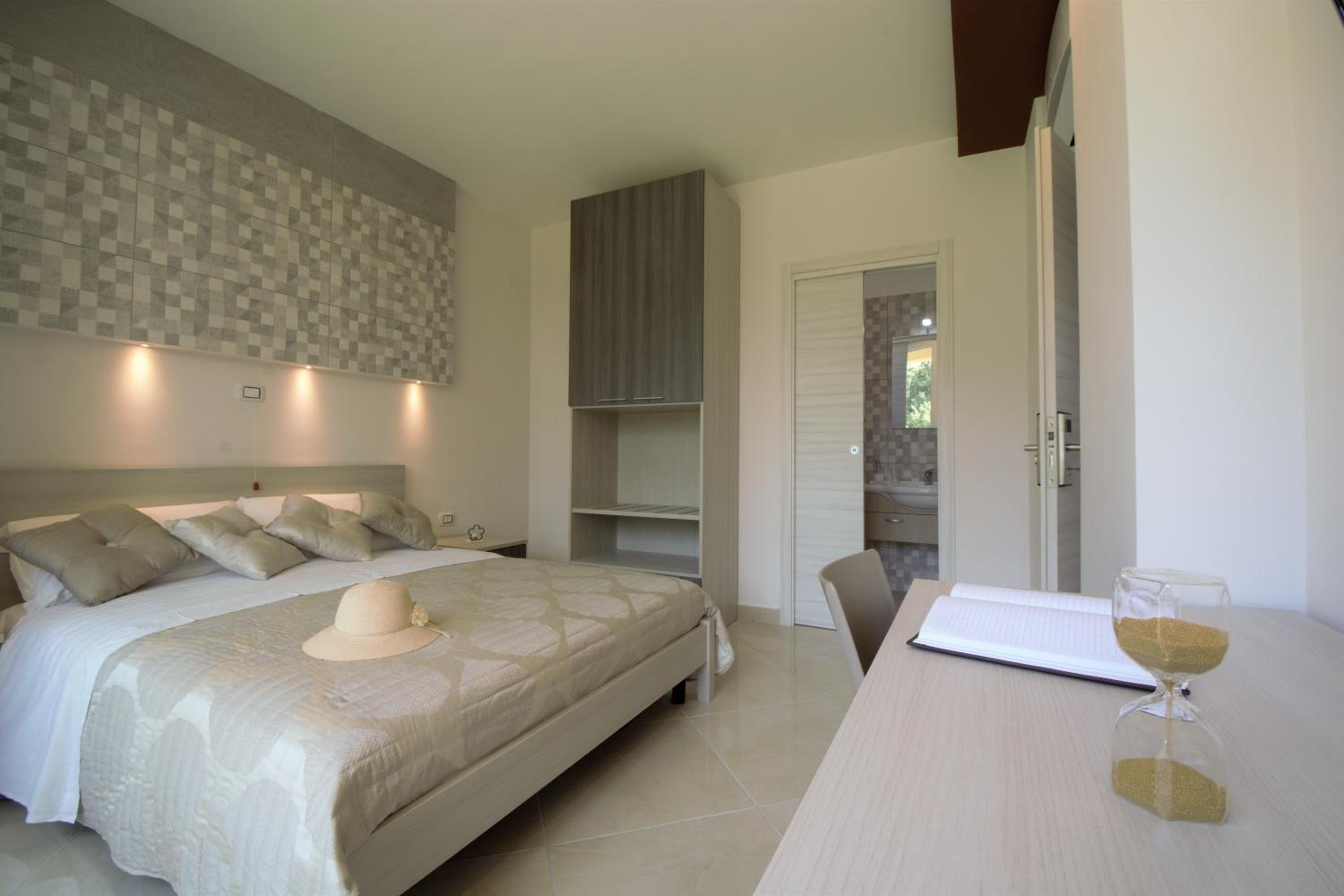 Askia Rooms & Breakfast