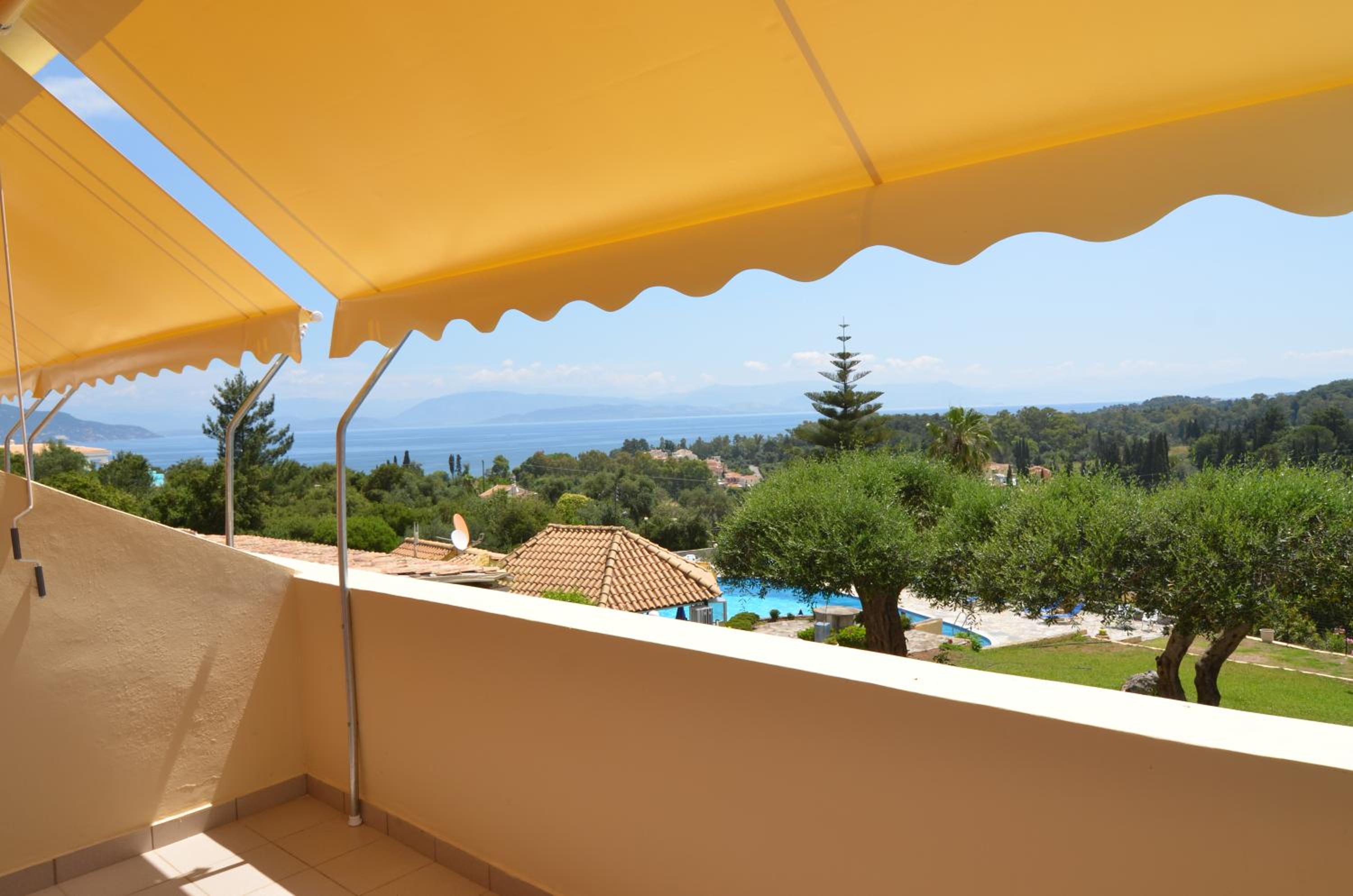 Penelope Apartment Hotel